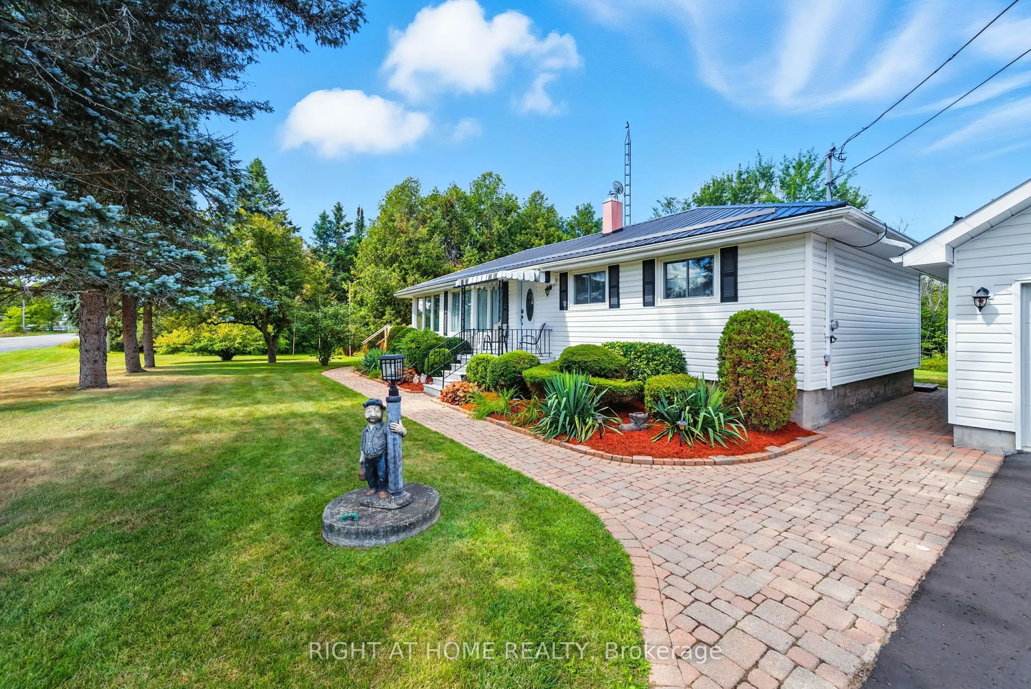 242 County Rd 48