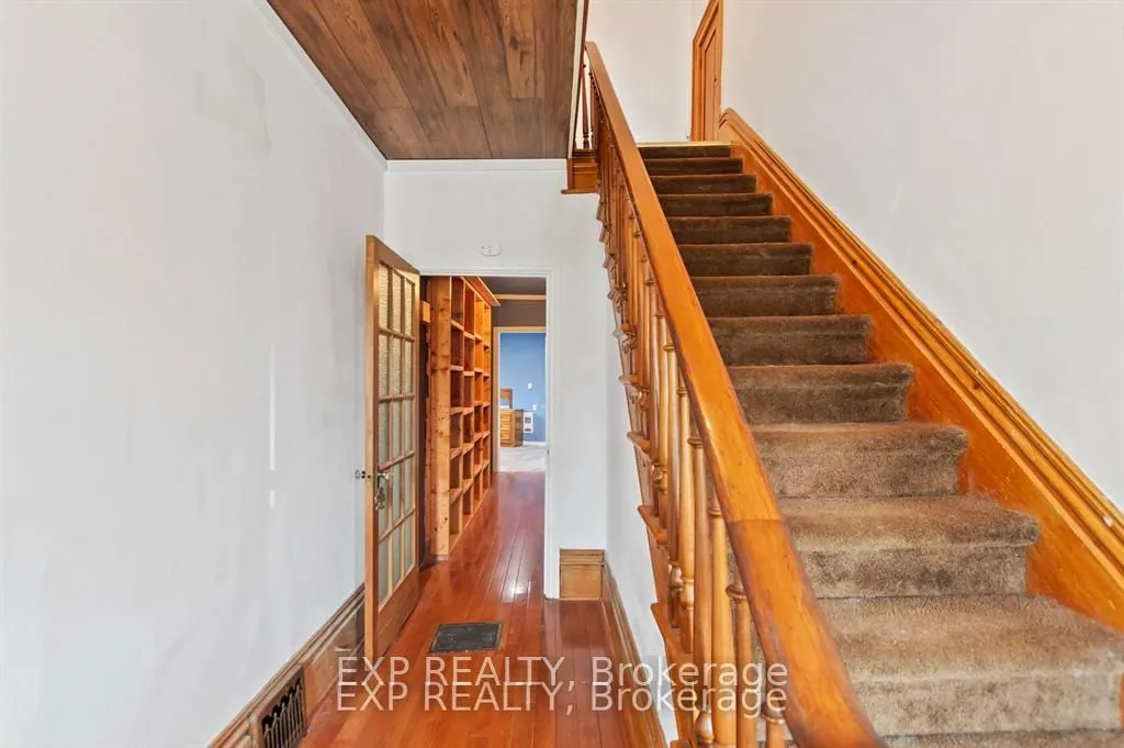 21 Lincoln Avenue