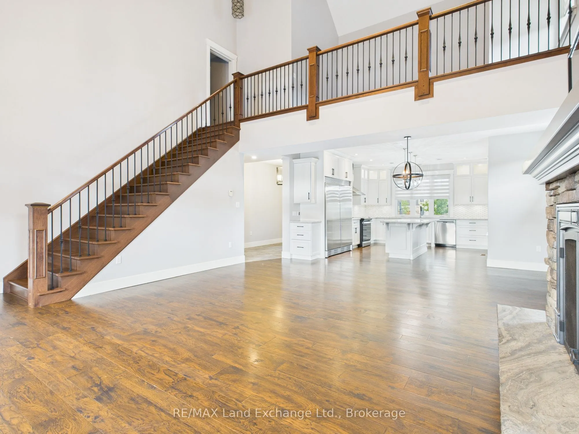 24 Lakefield Drive