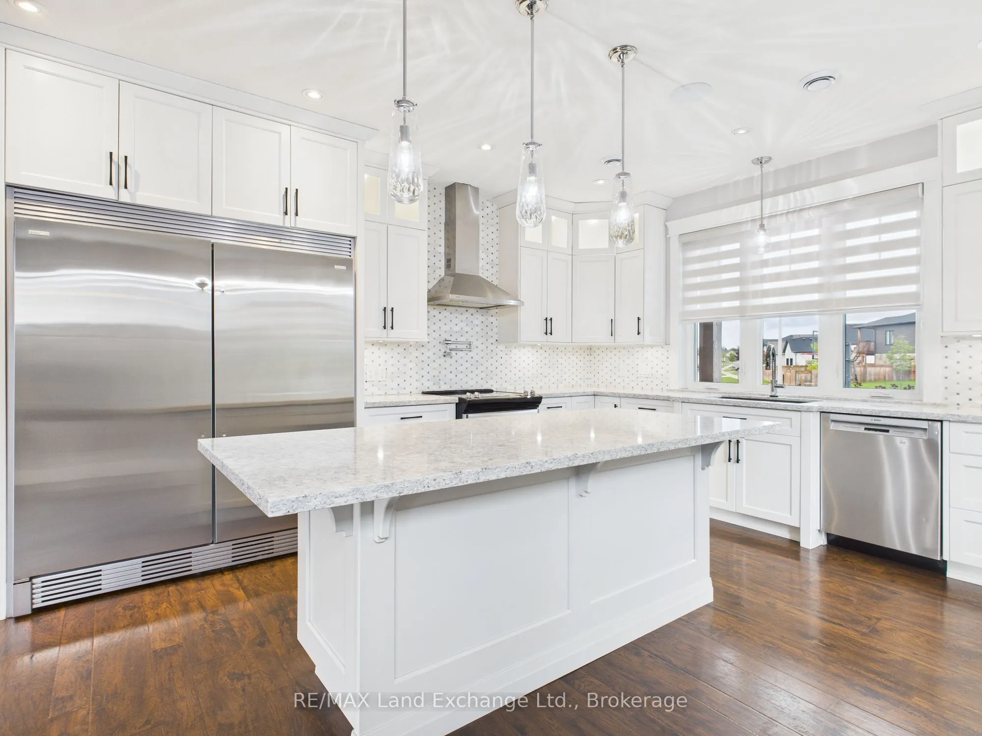 24 Lakefield Drive