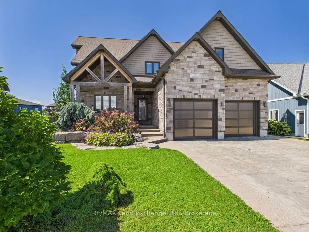 24 Lakefield Drive