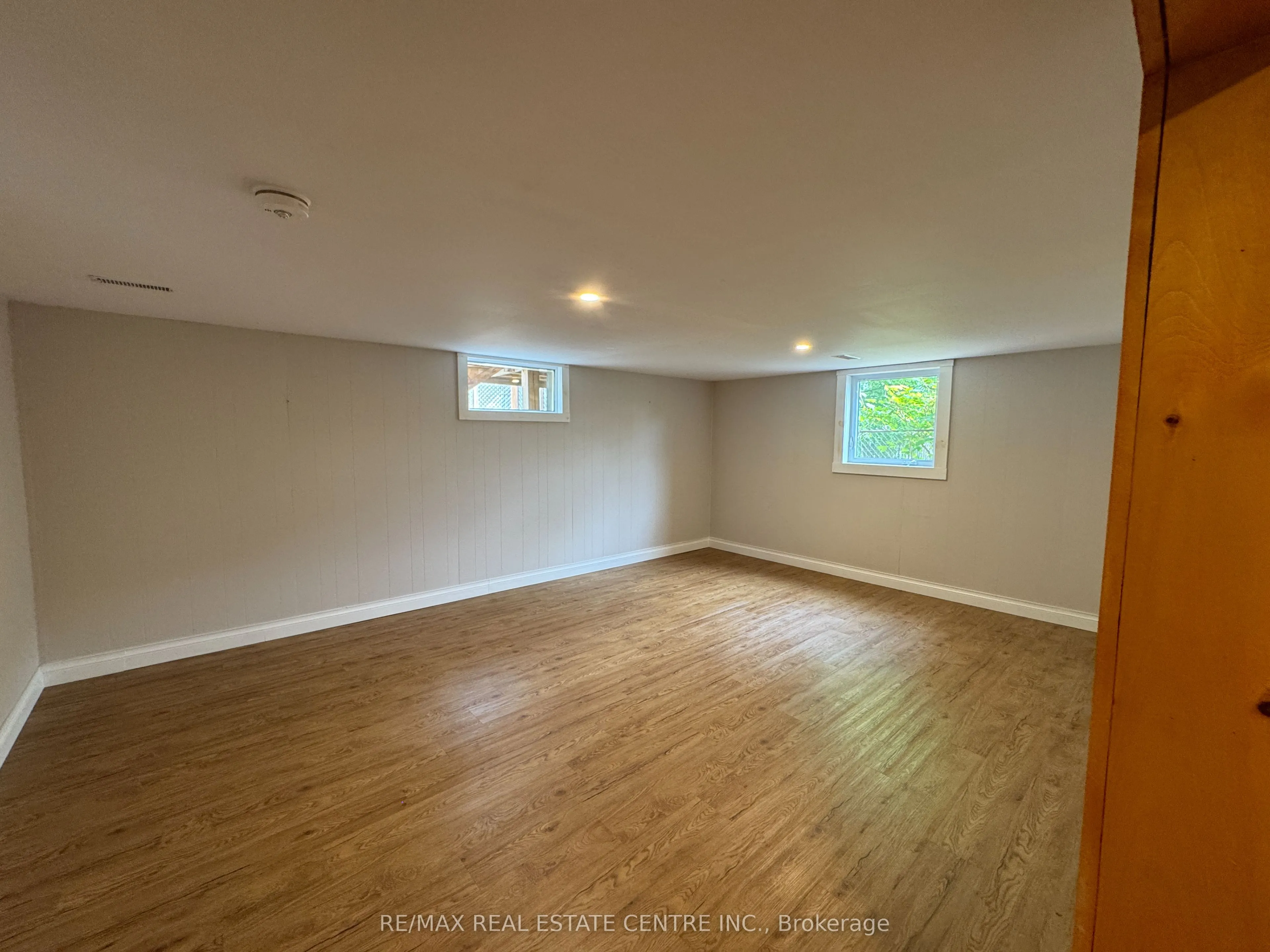 456 Speedvale ( Basement ) Avenue E, #Basement