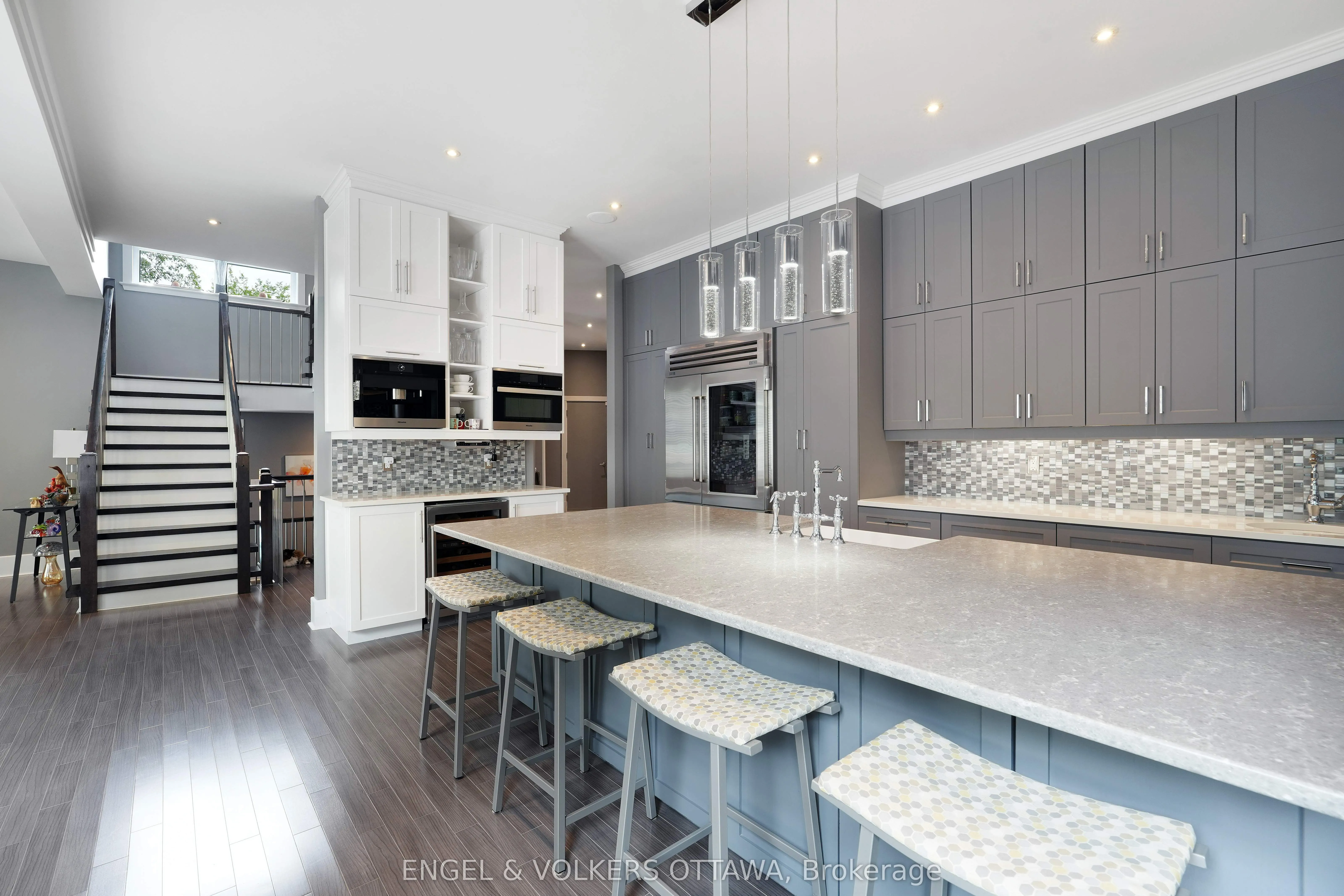 25 Kaymar Drive