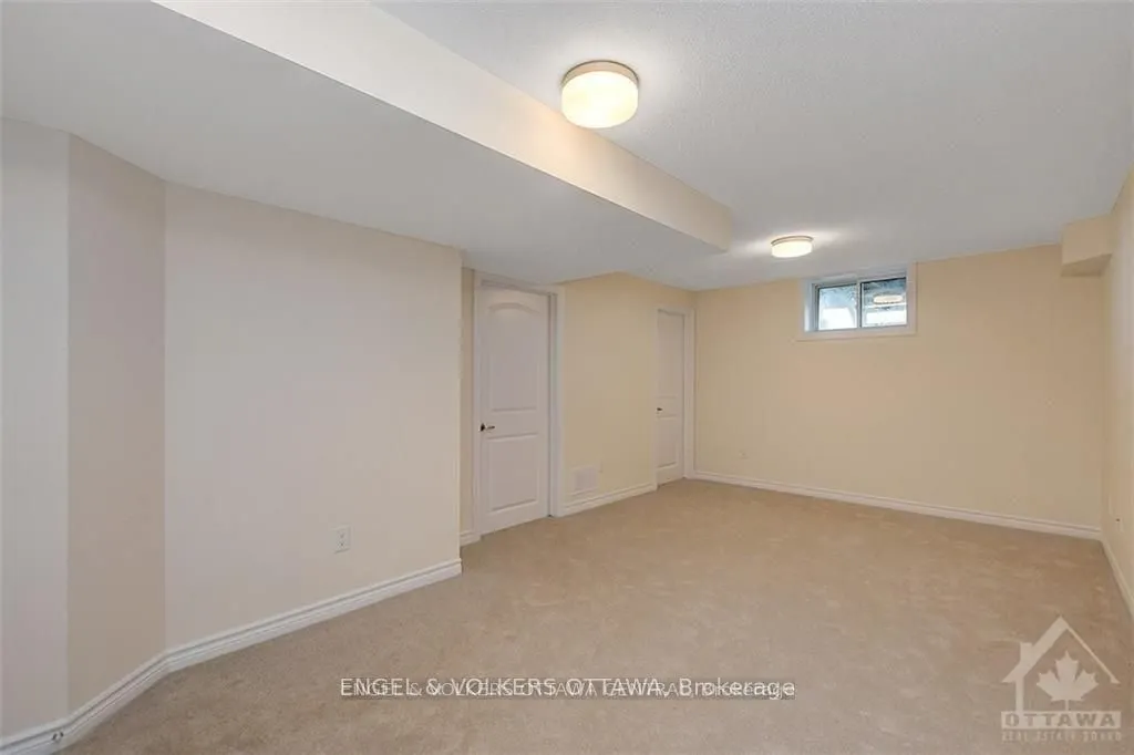 624 FLAGSTAFF Drive