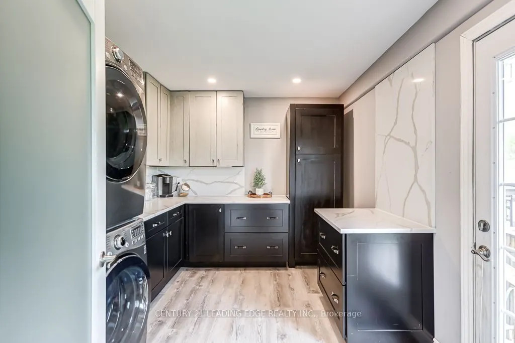 138 Hiddenvalley Drive