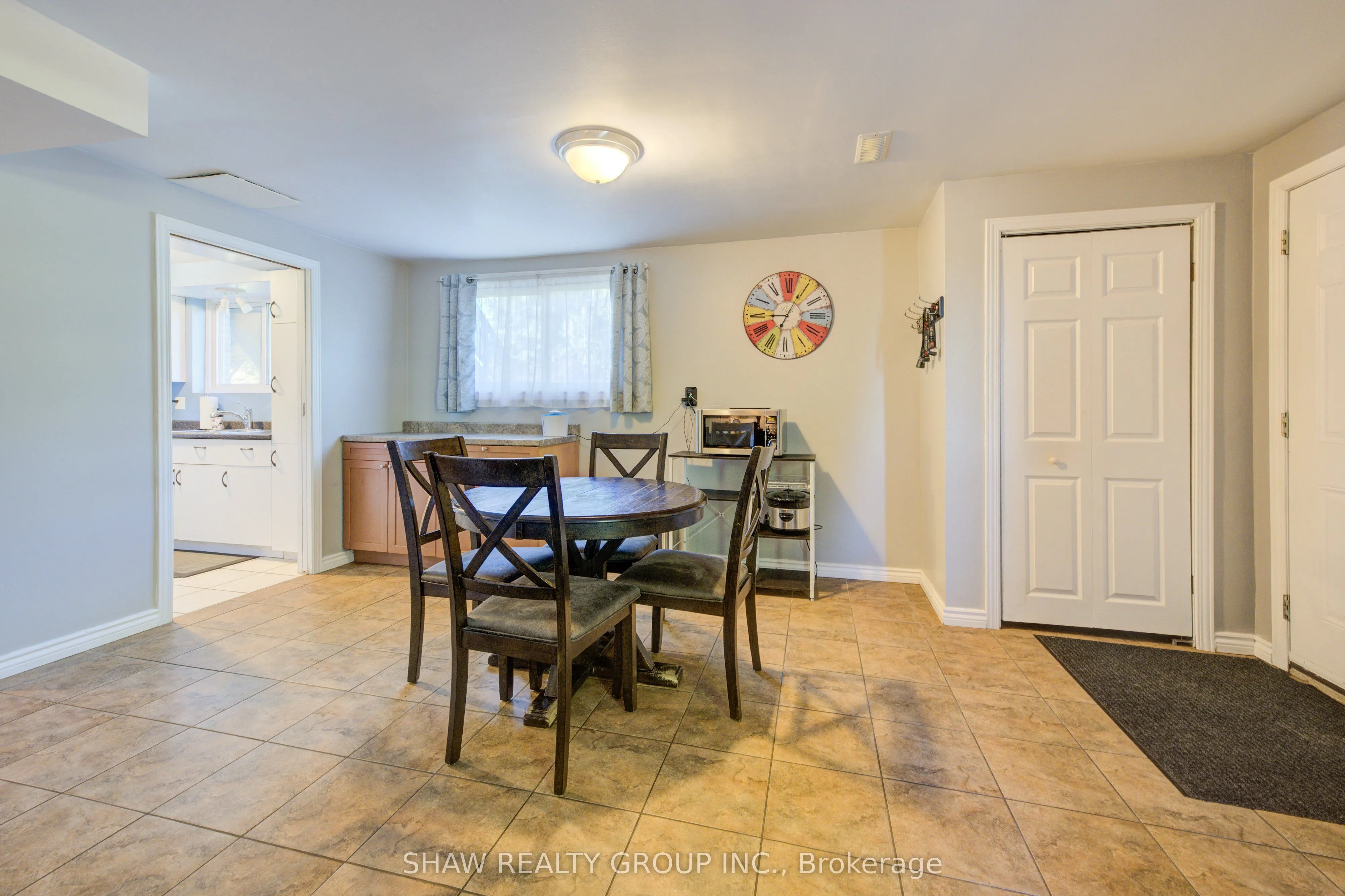 5888 Wellington Road