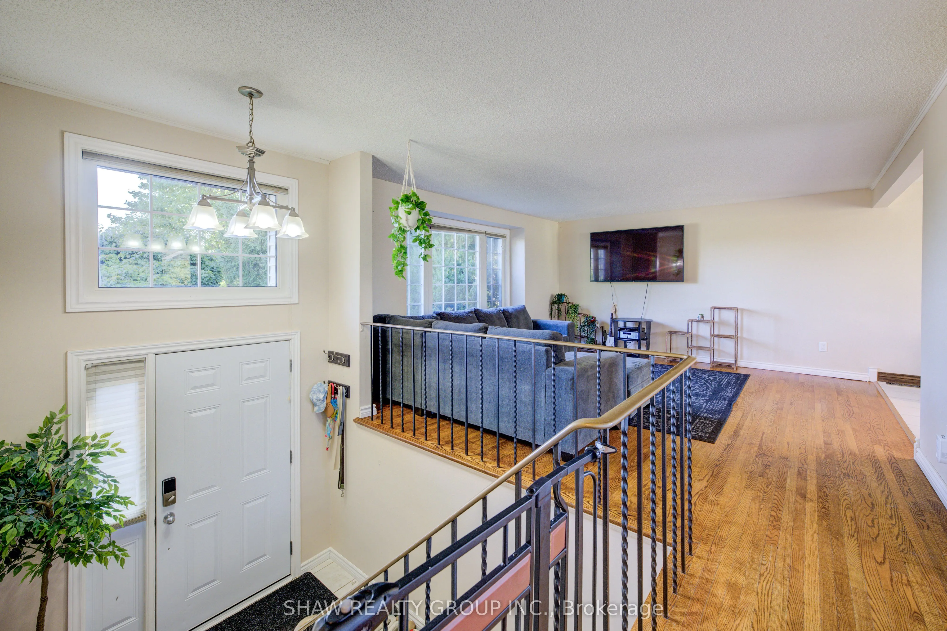 5888 Wellington Road