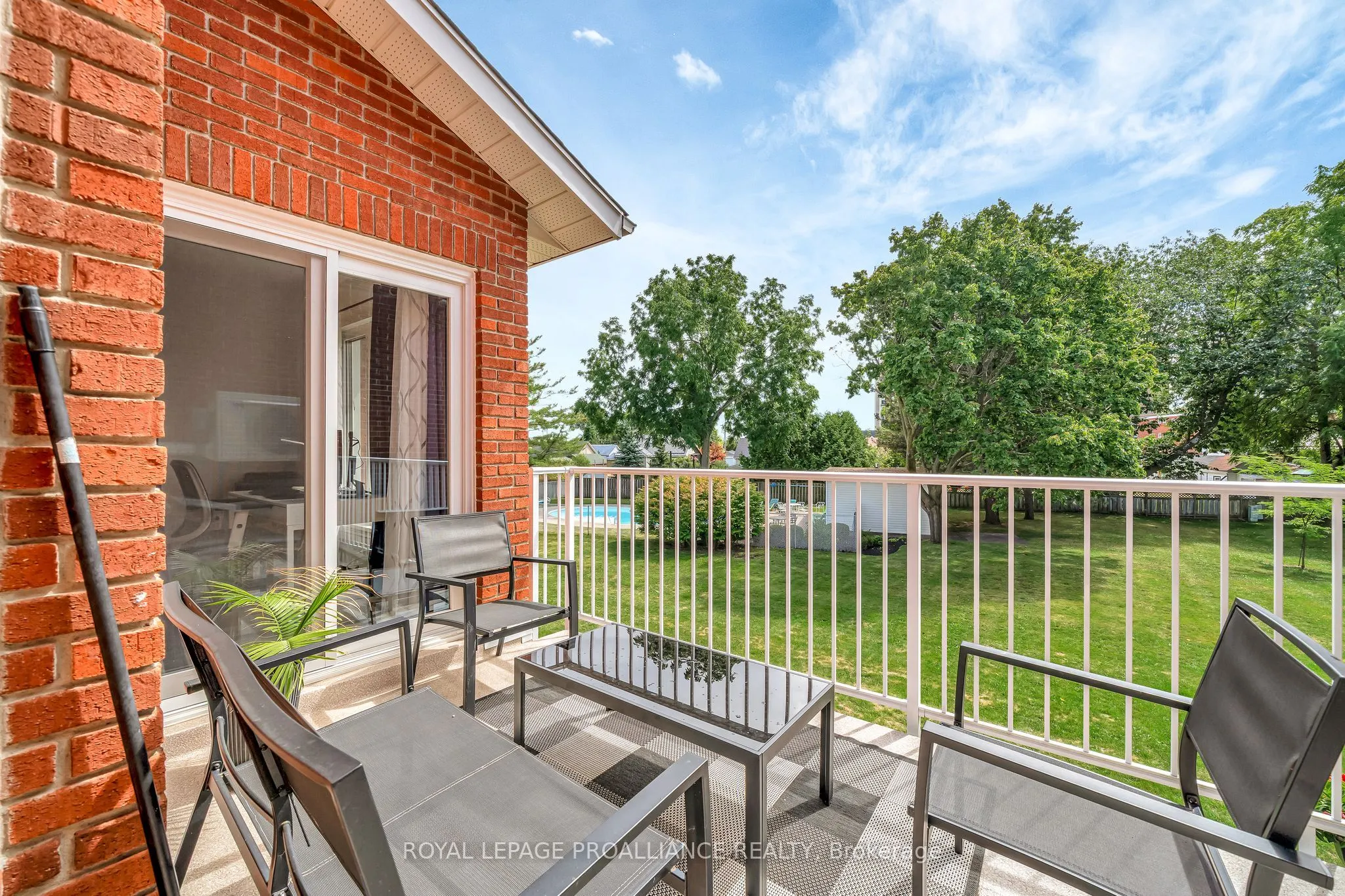 179 Herchimer Avenue, #12