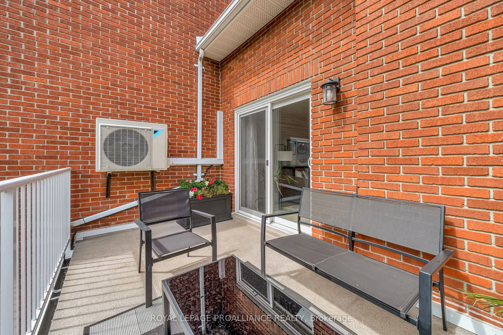 179 Herchimer Avenue, #12