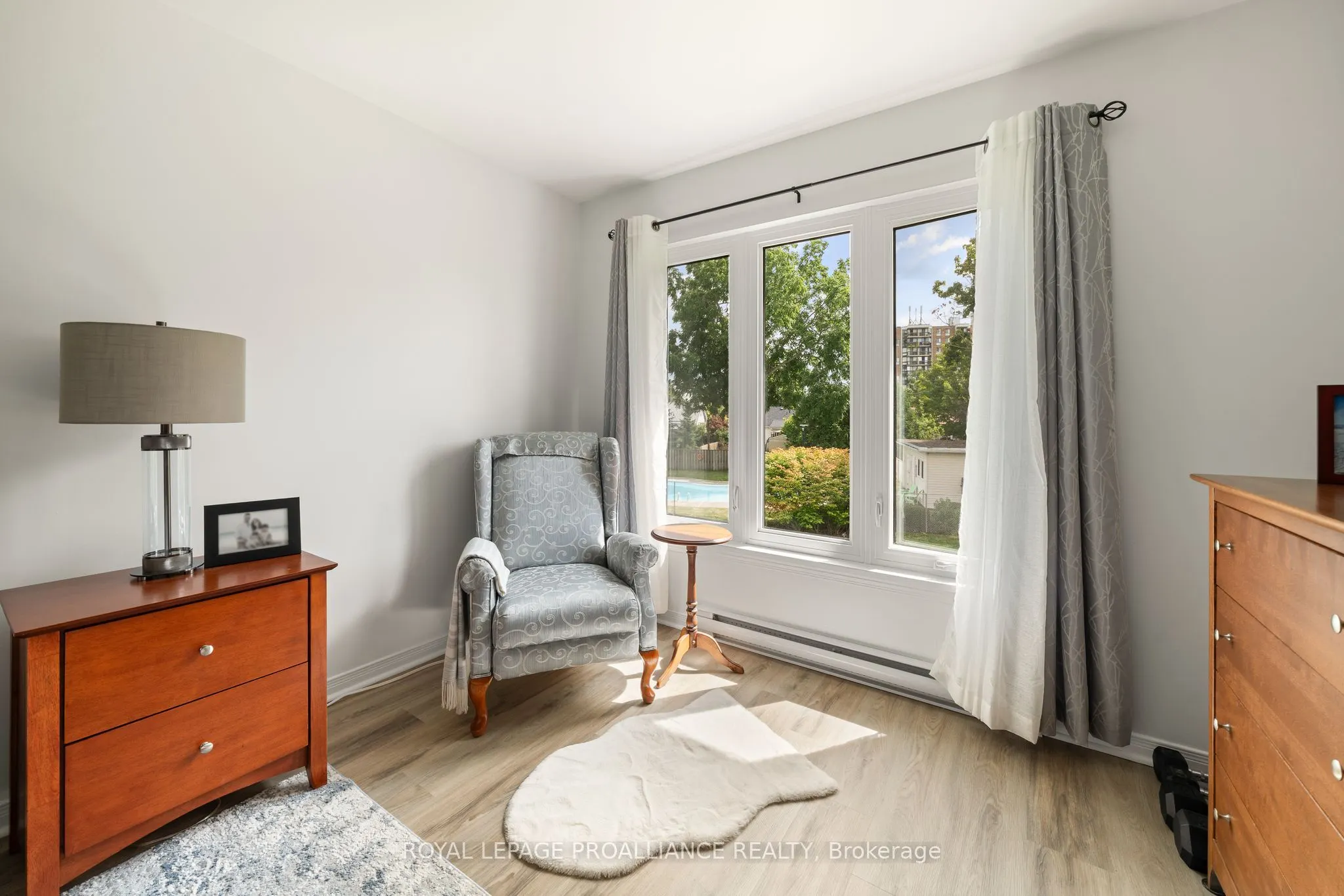 179 Herchimer Avenue, #12