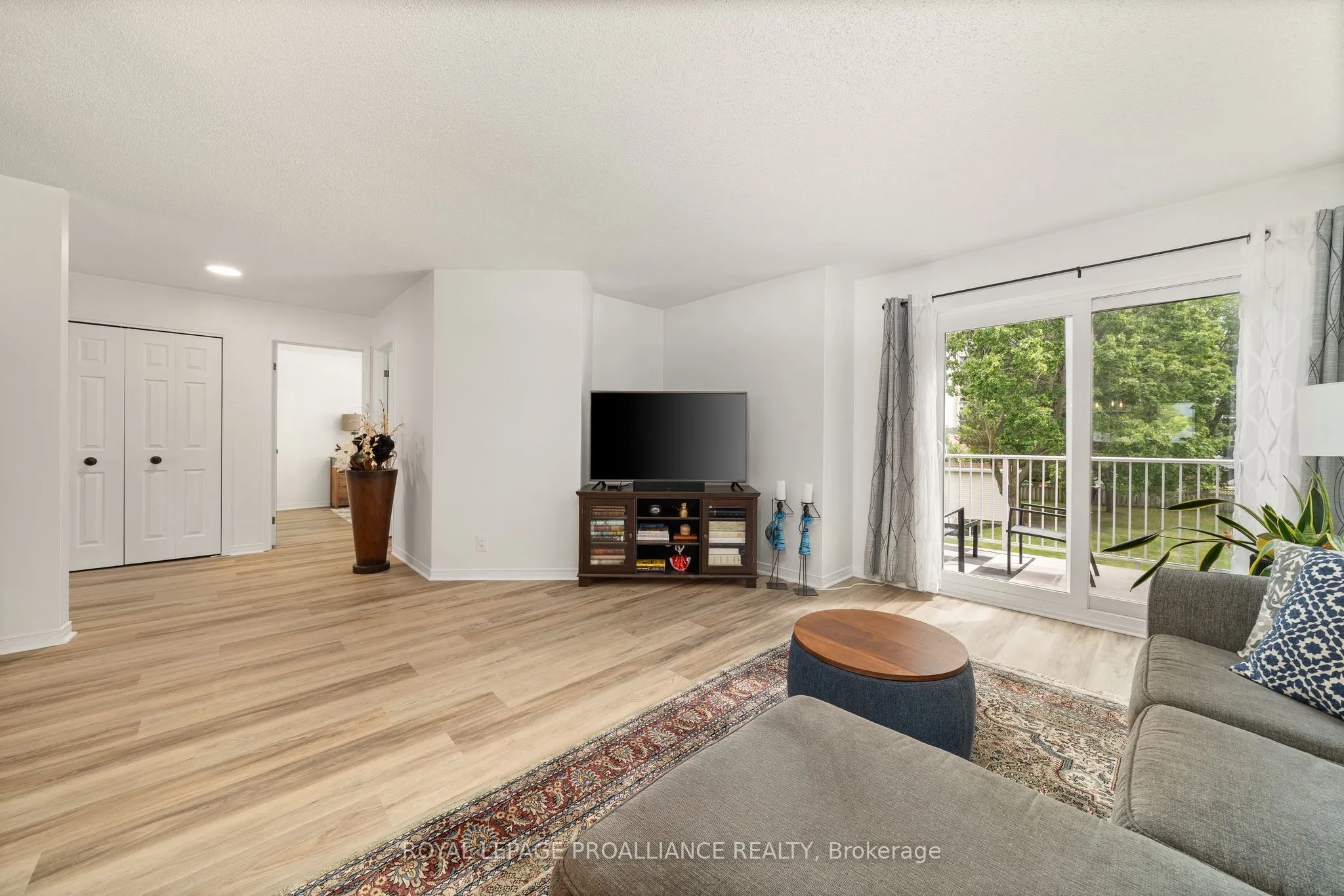 179 Herchimer Avenue, #12