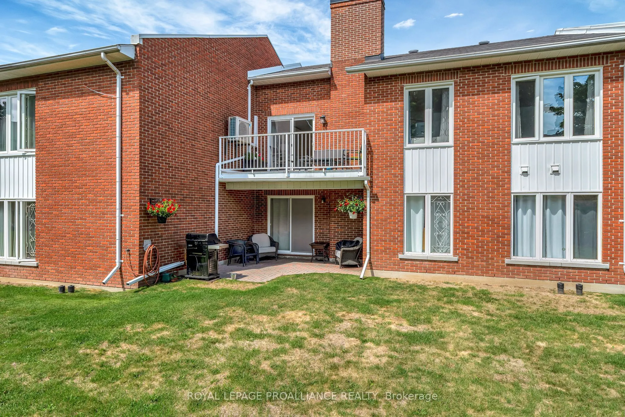 179 Herchimer Avenue, #12