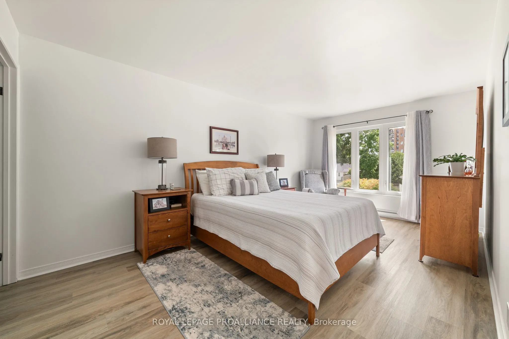 179 Herchimer Avenue, #12