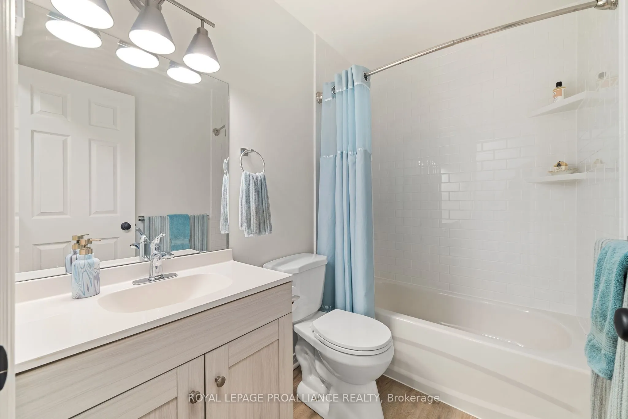 179 Herchimer Avenue, #12