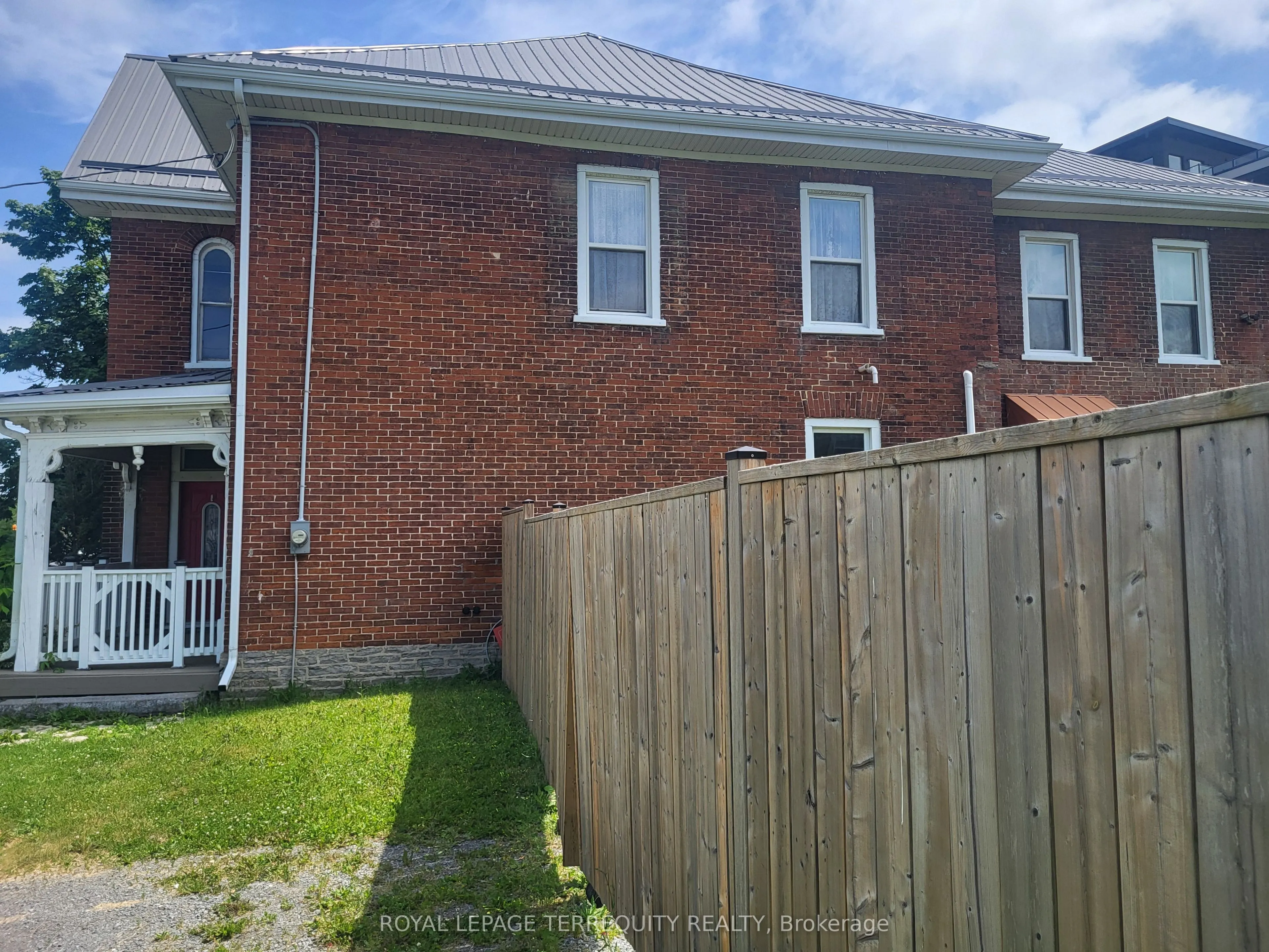 125 Station Street