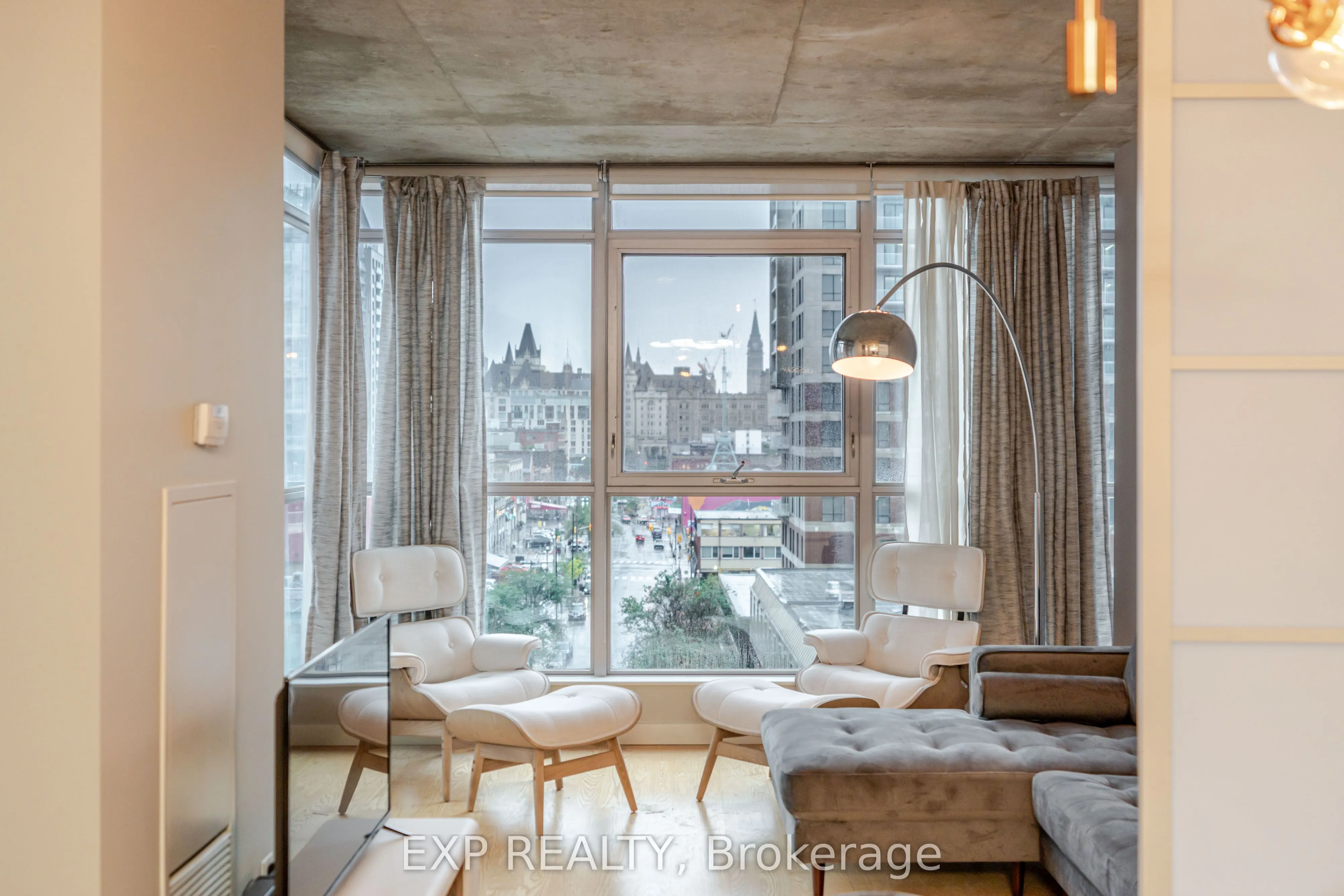 179 GEORGE Street, #907