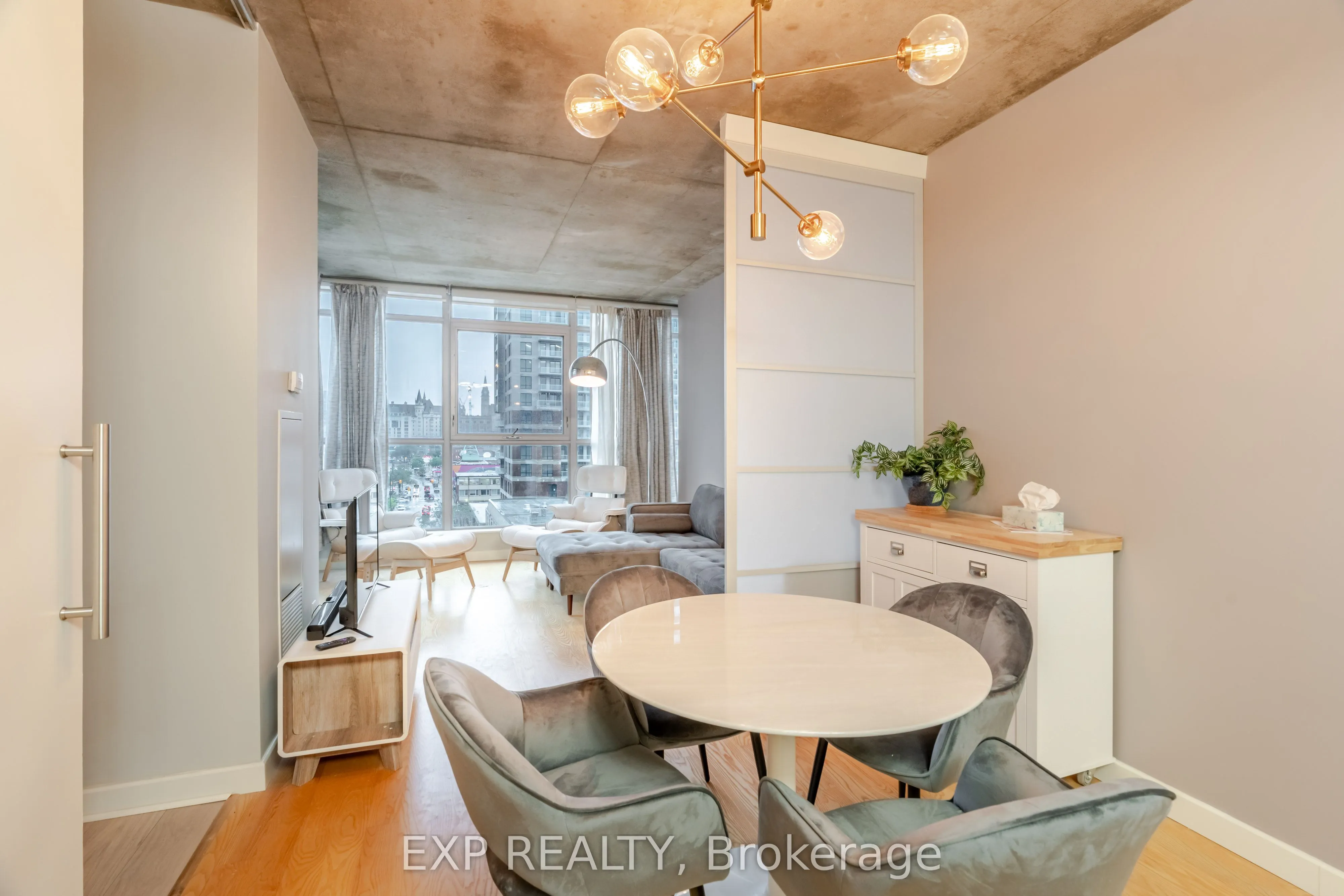 179 GEORGE Street, #907