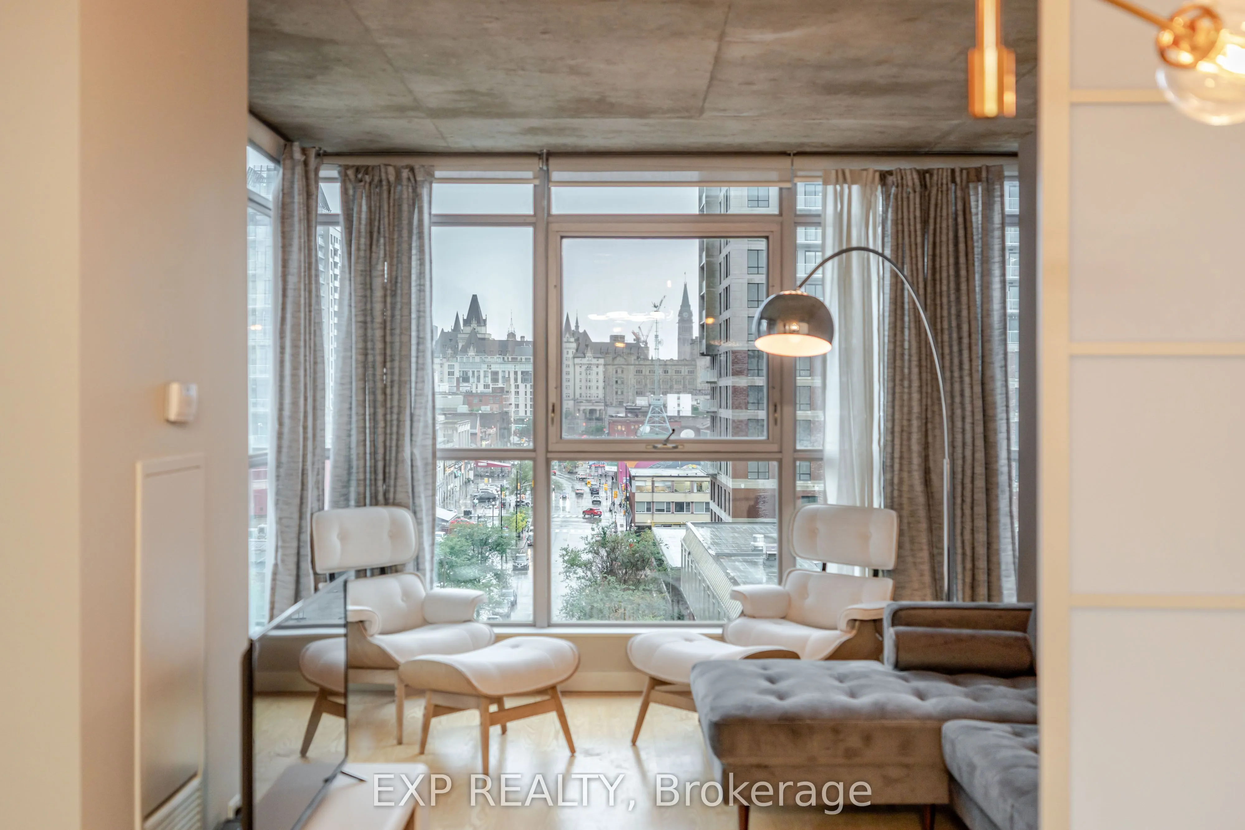179 GEORGE Street, #907