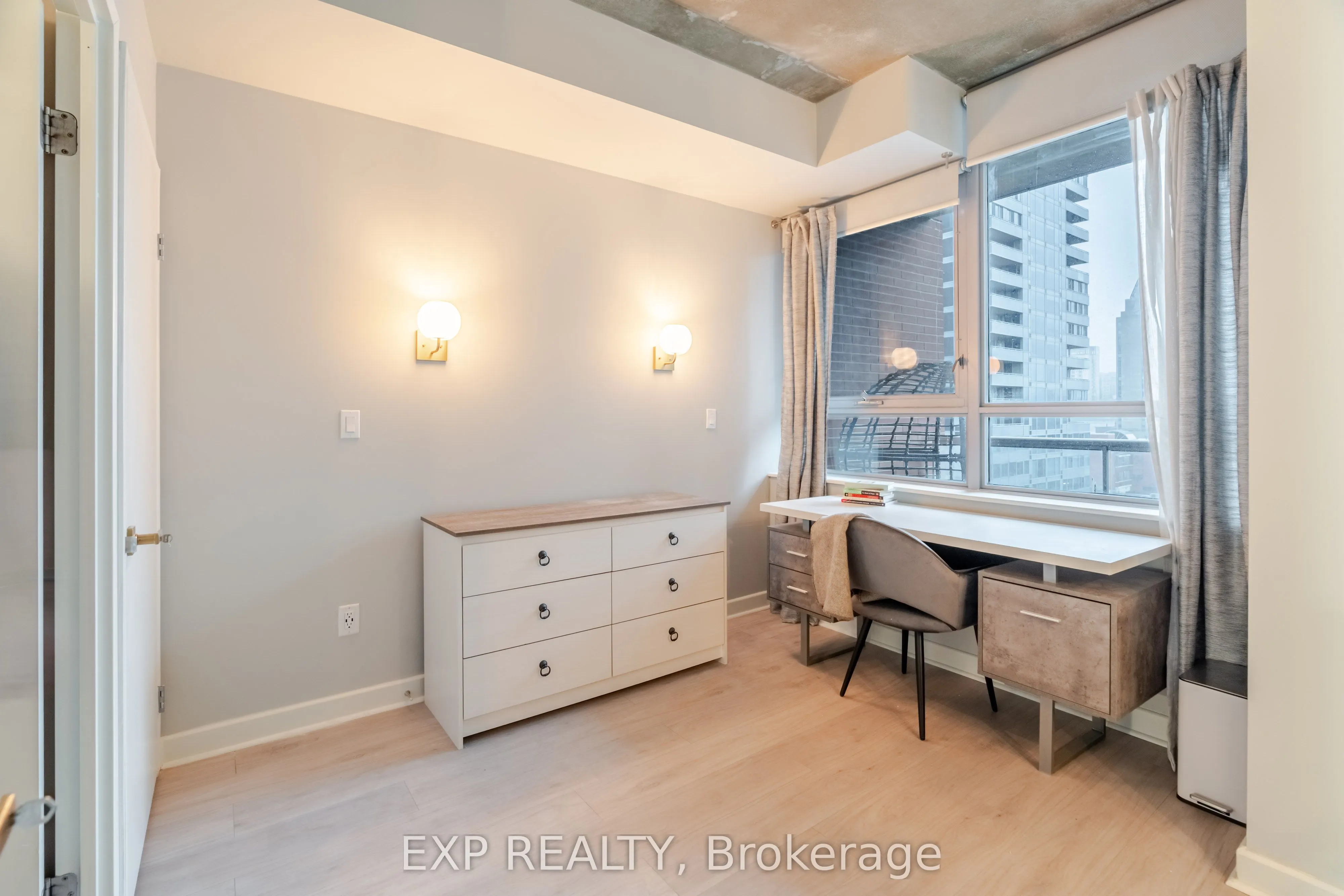 179 GEORGE Street, #907