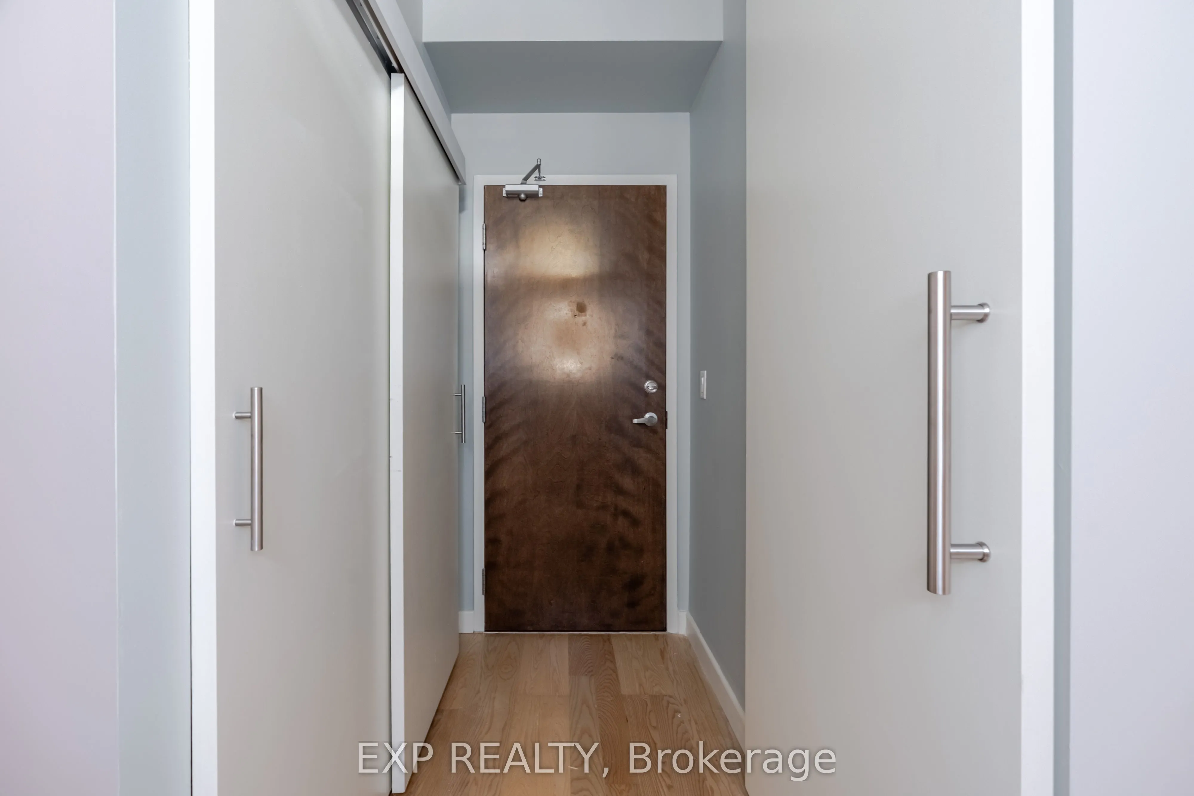 179 GEORGE Street, #907