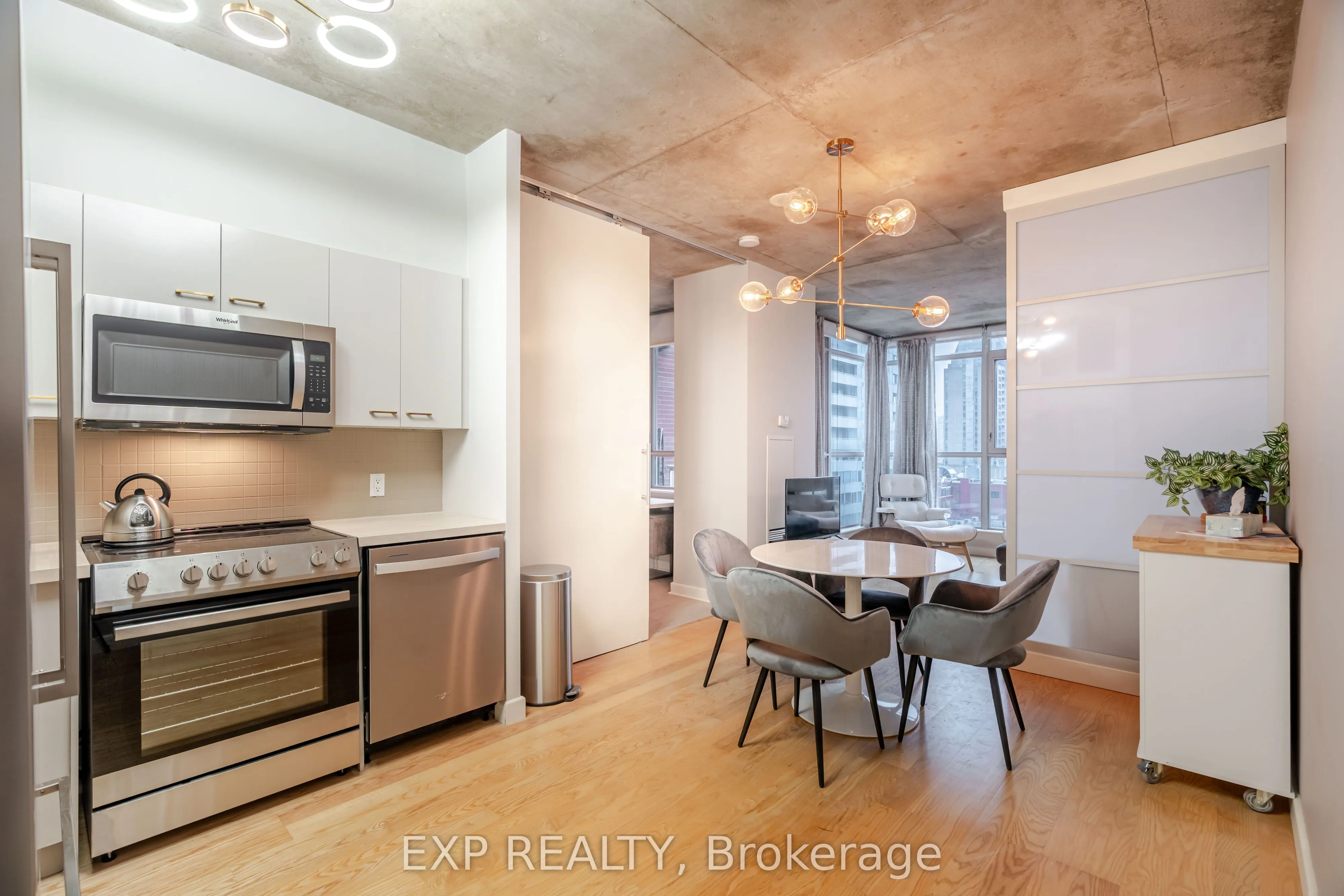 179 GEORGE Street, #907