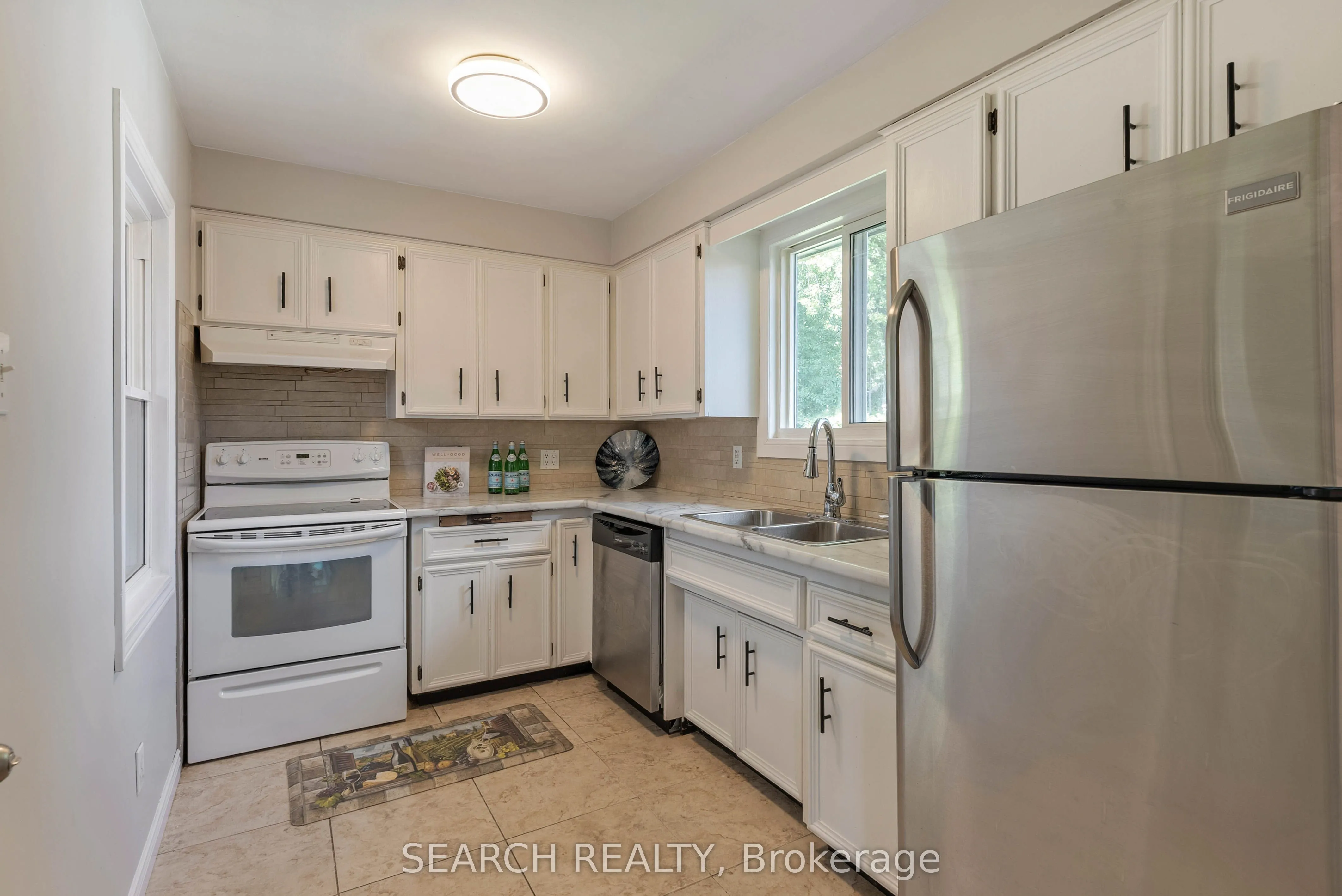 82 Southmoor Drive