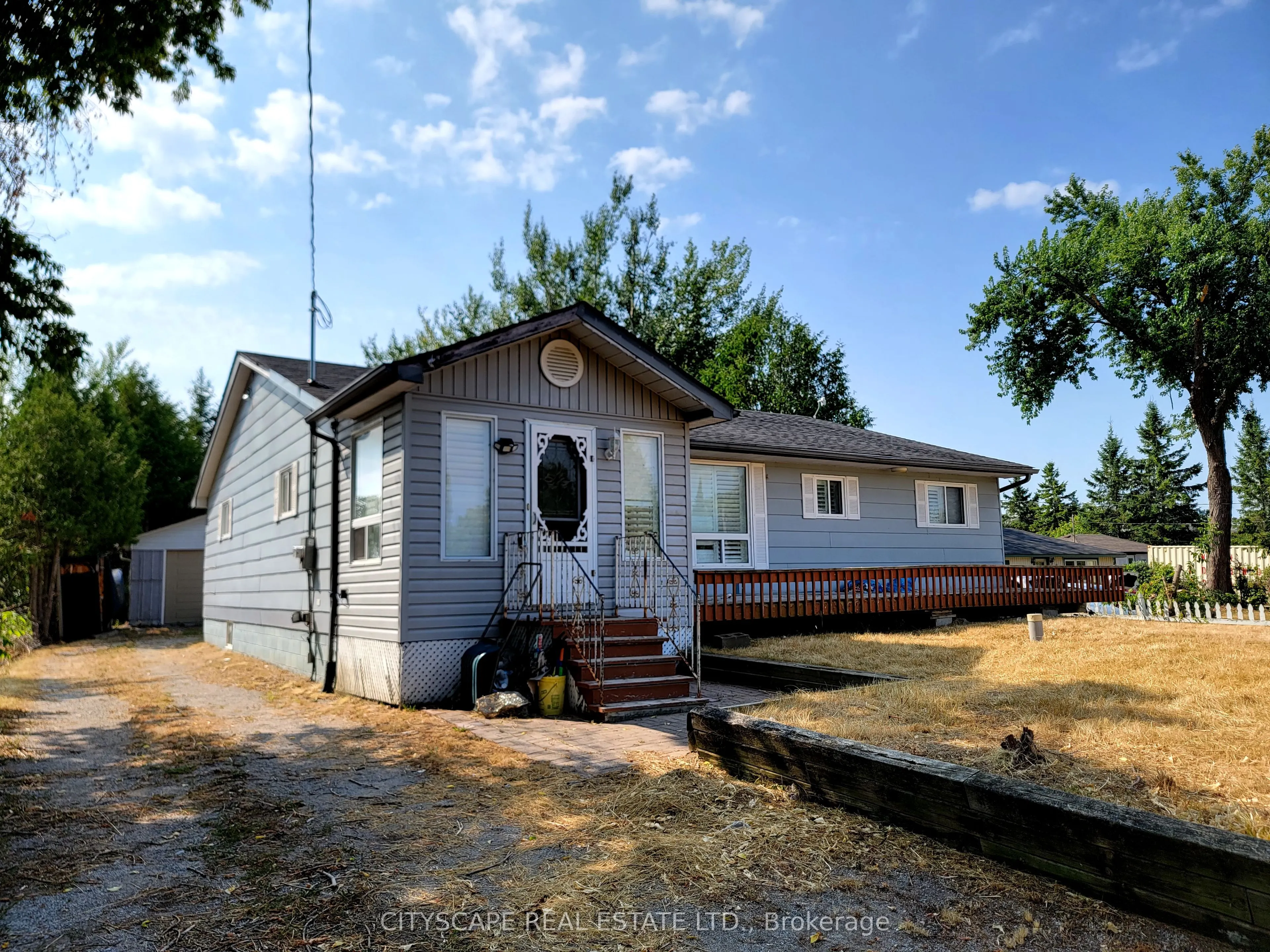 34 Robinson Avenue