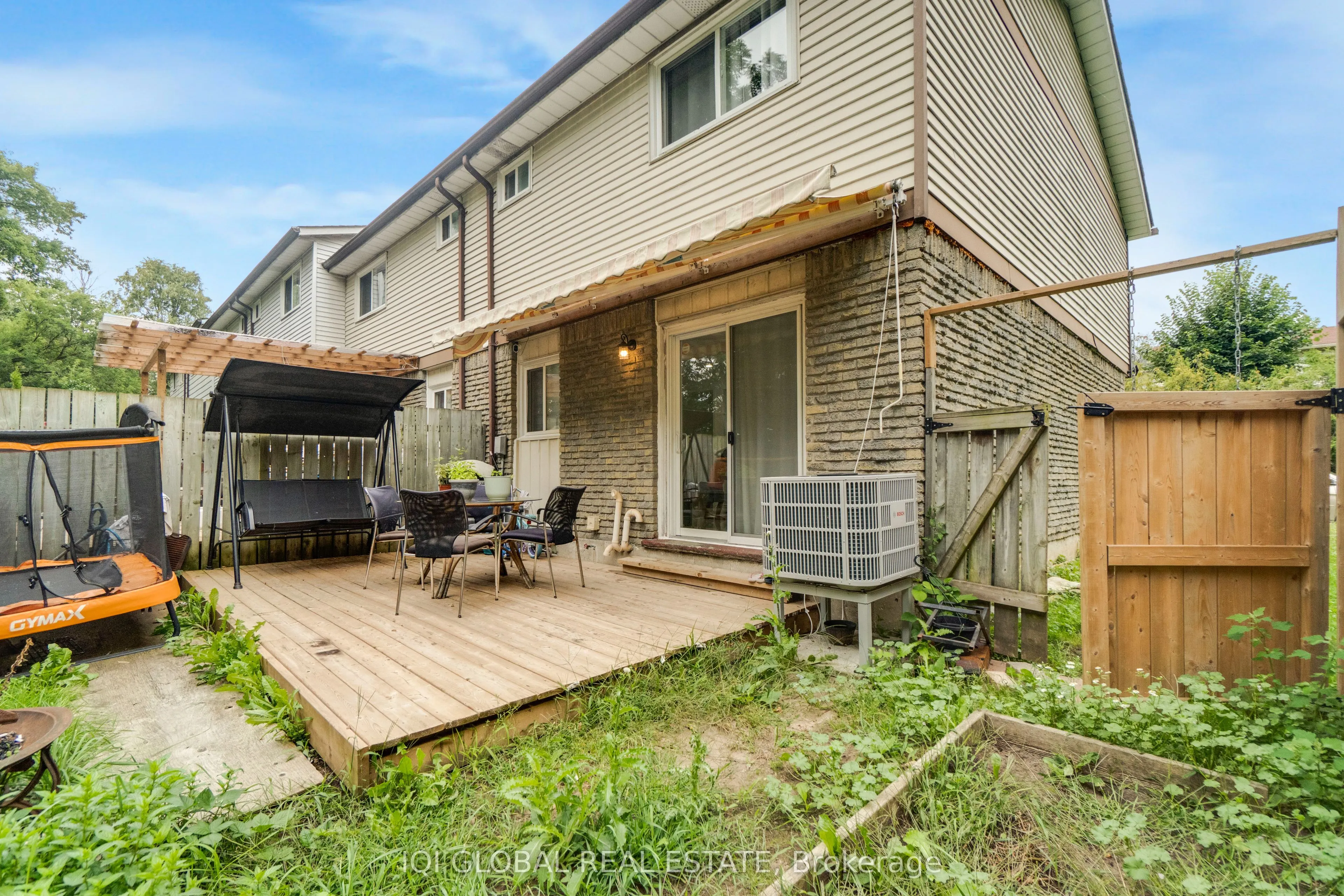 539 Parkview Crescent, #17