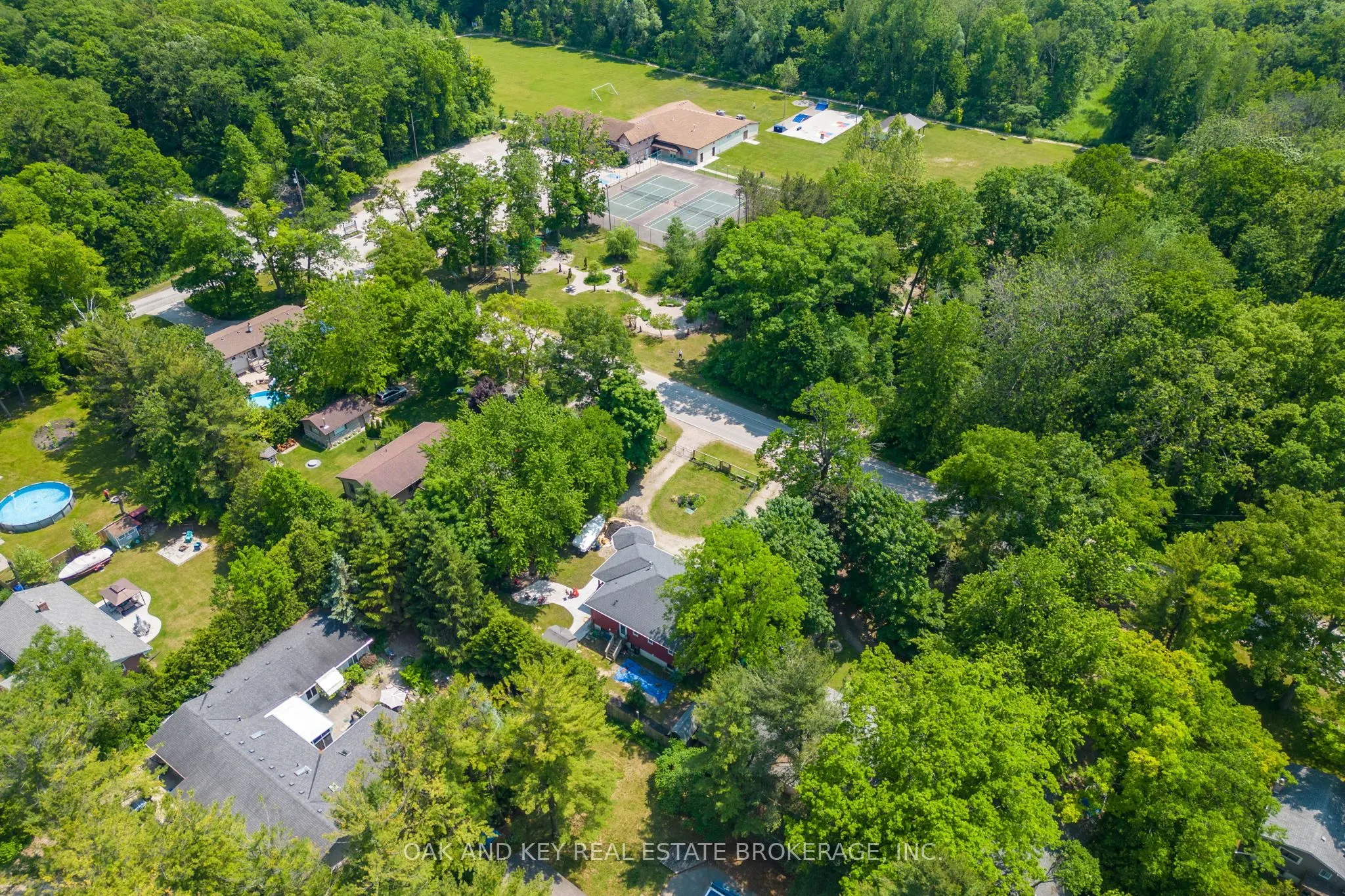 10016 Port Franks Road