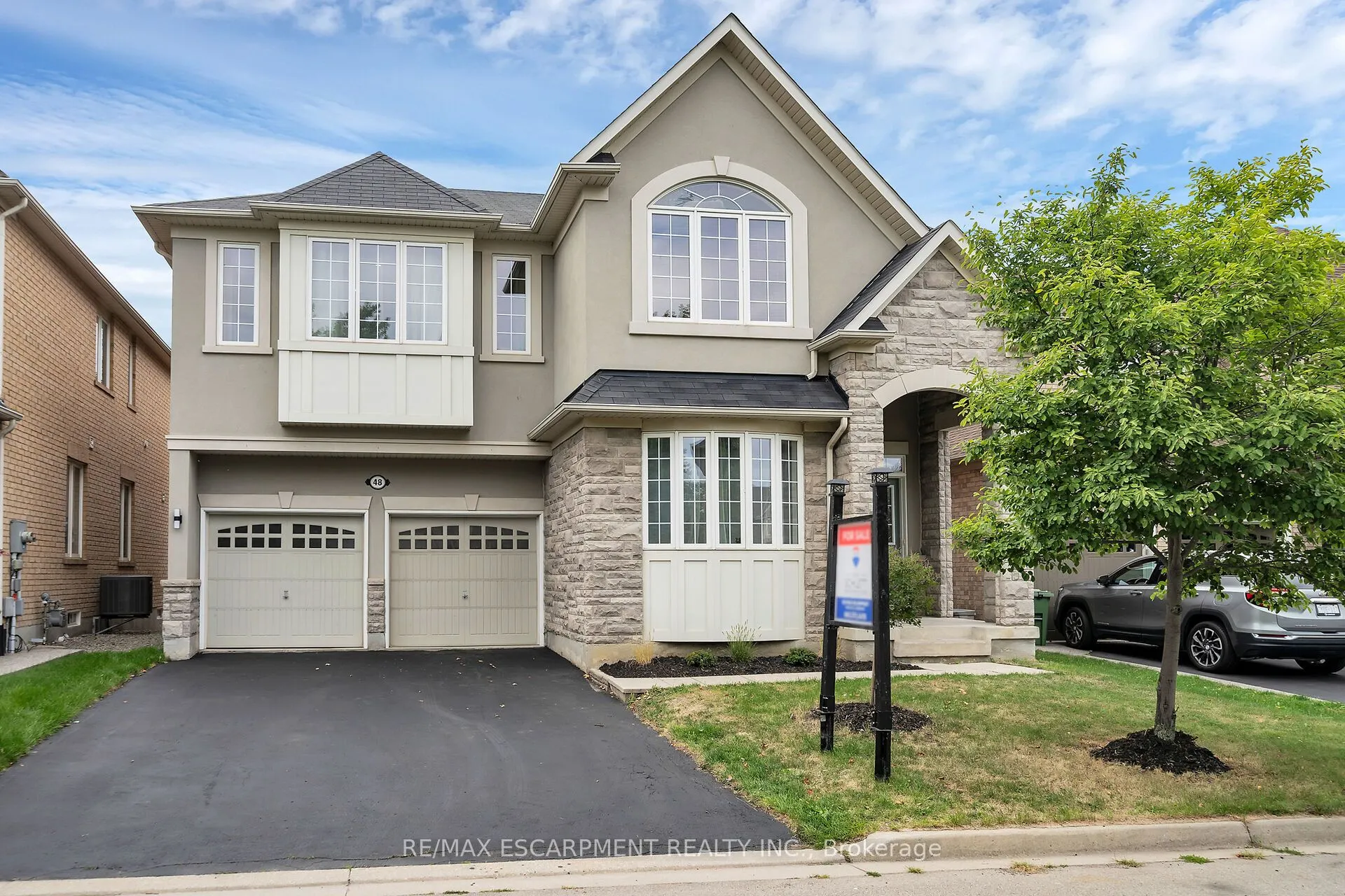 48 Montreal Circle