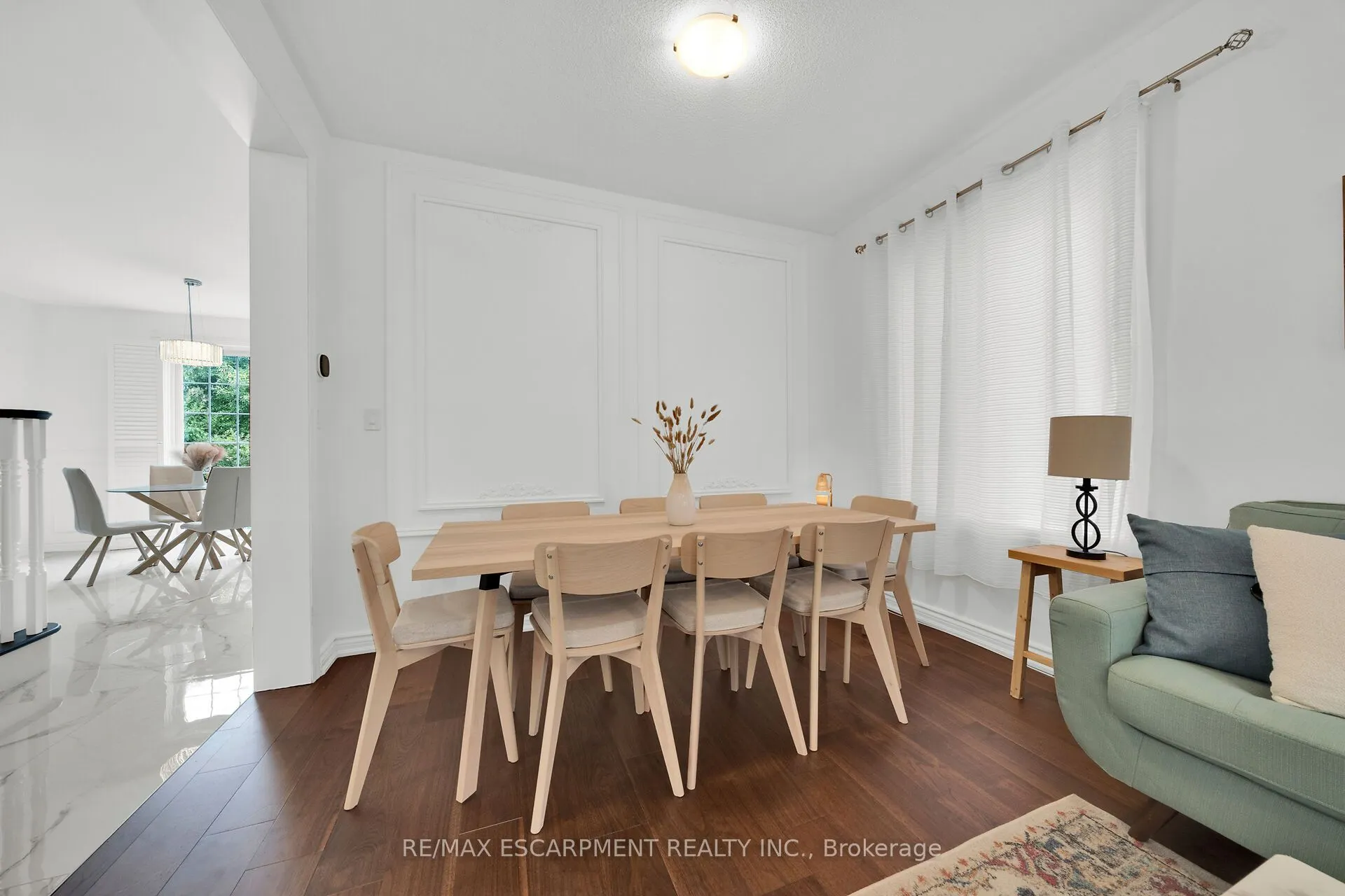 48 Montreal Circle