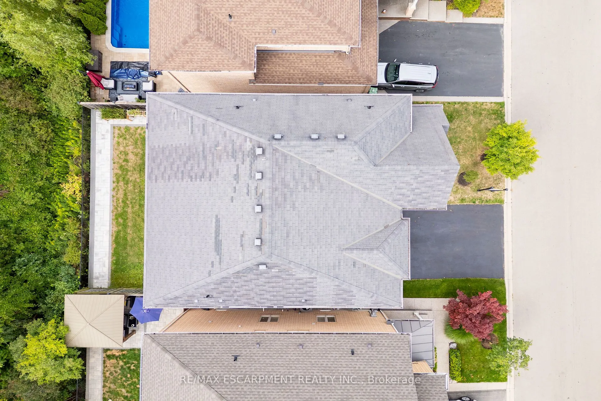 48 Montreal Circle