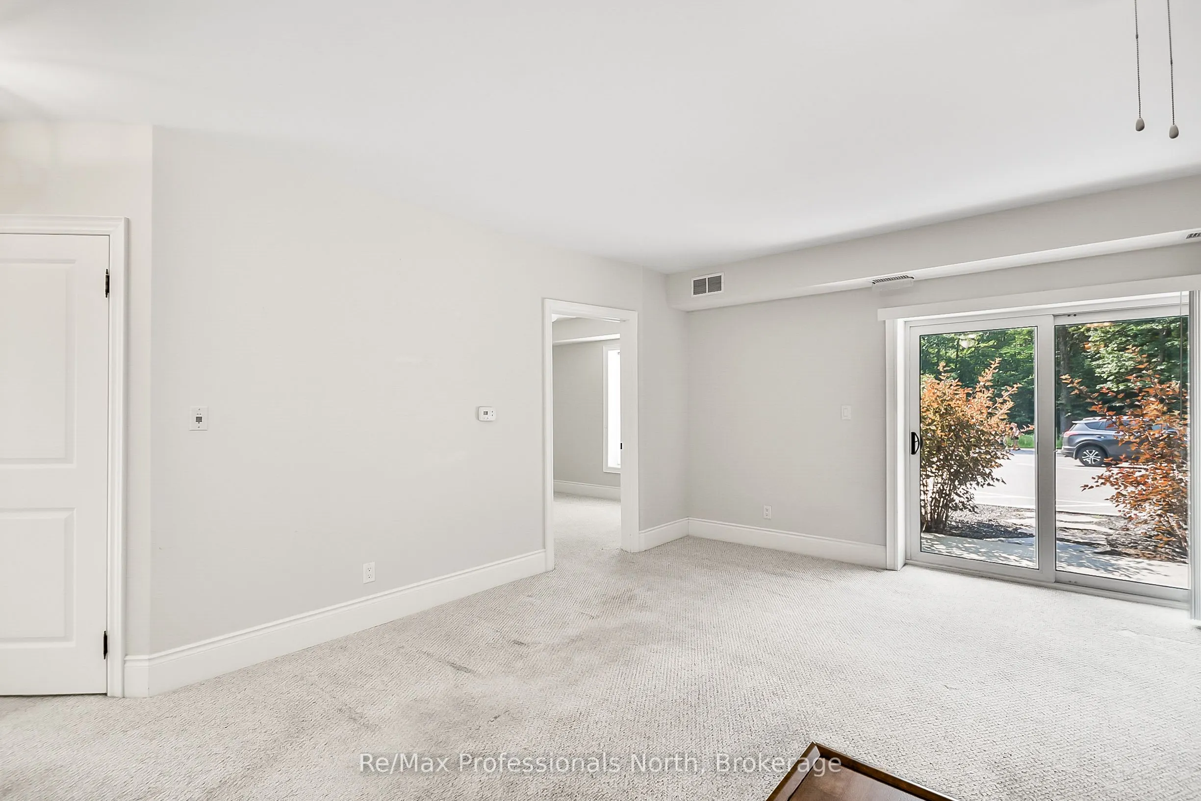 391 JAMES Street W, #108