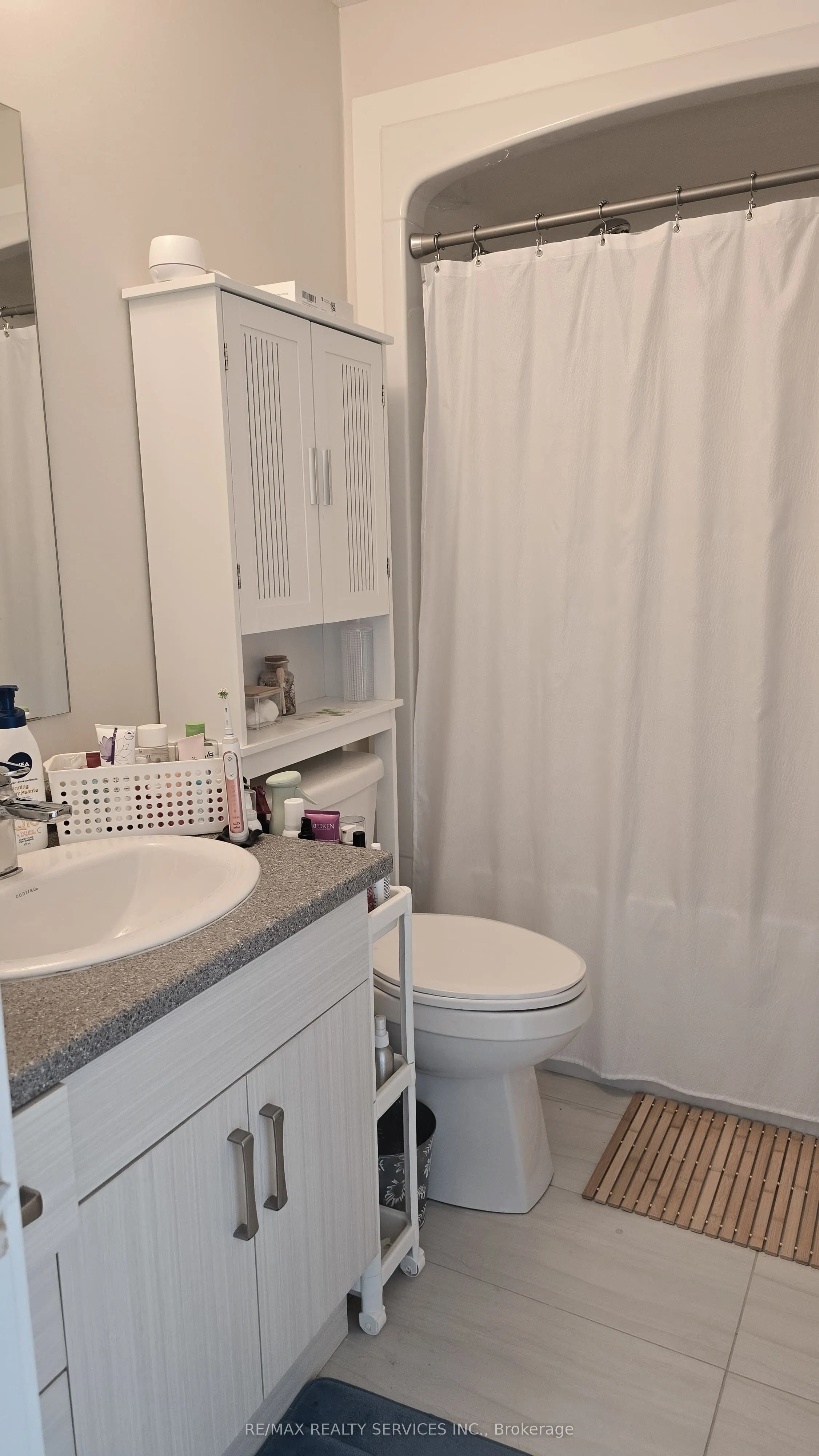 895 Sarnia Road, #895