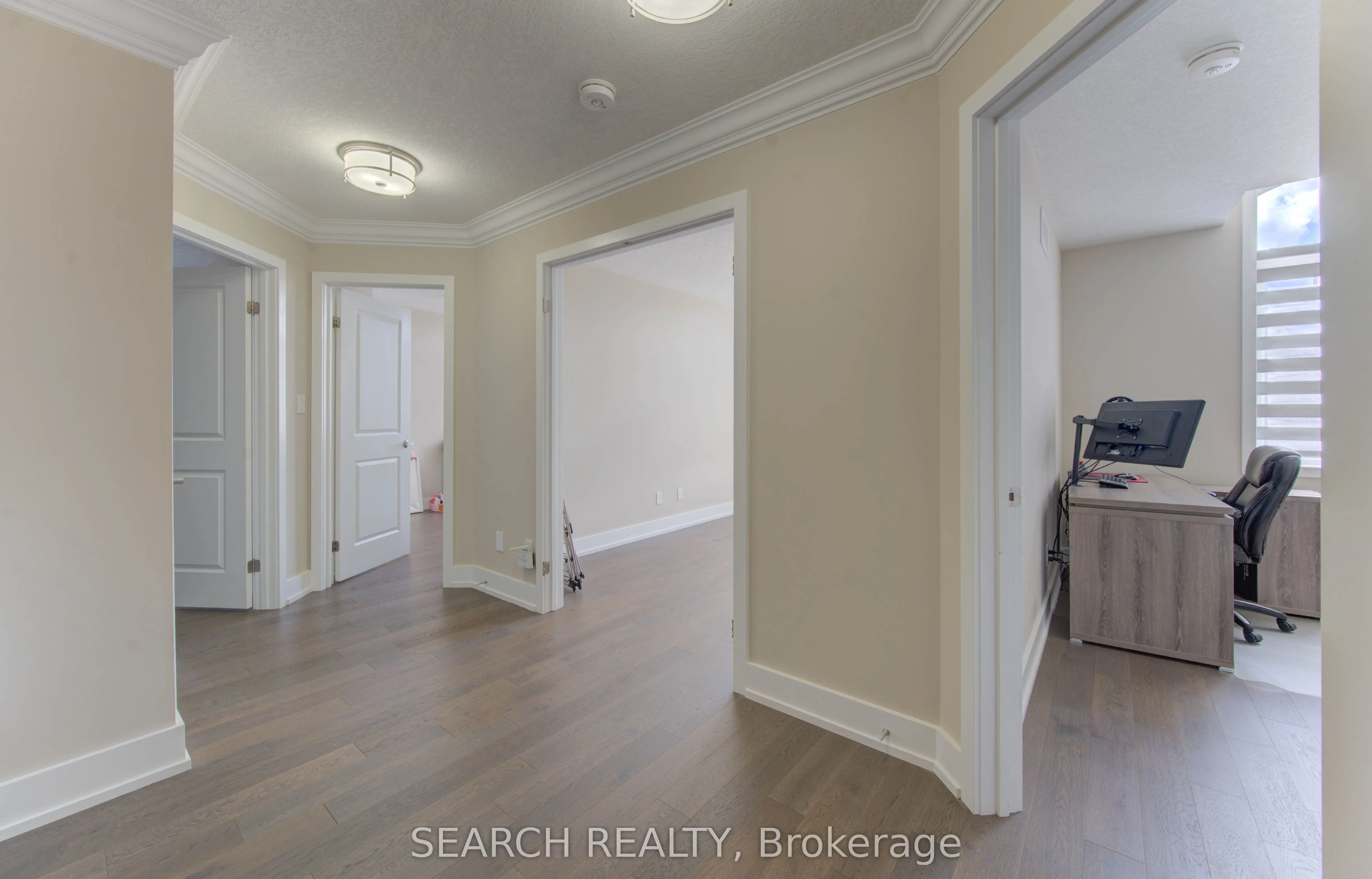 900 Pondcliffe Court