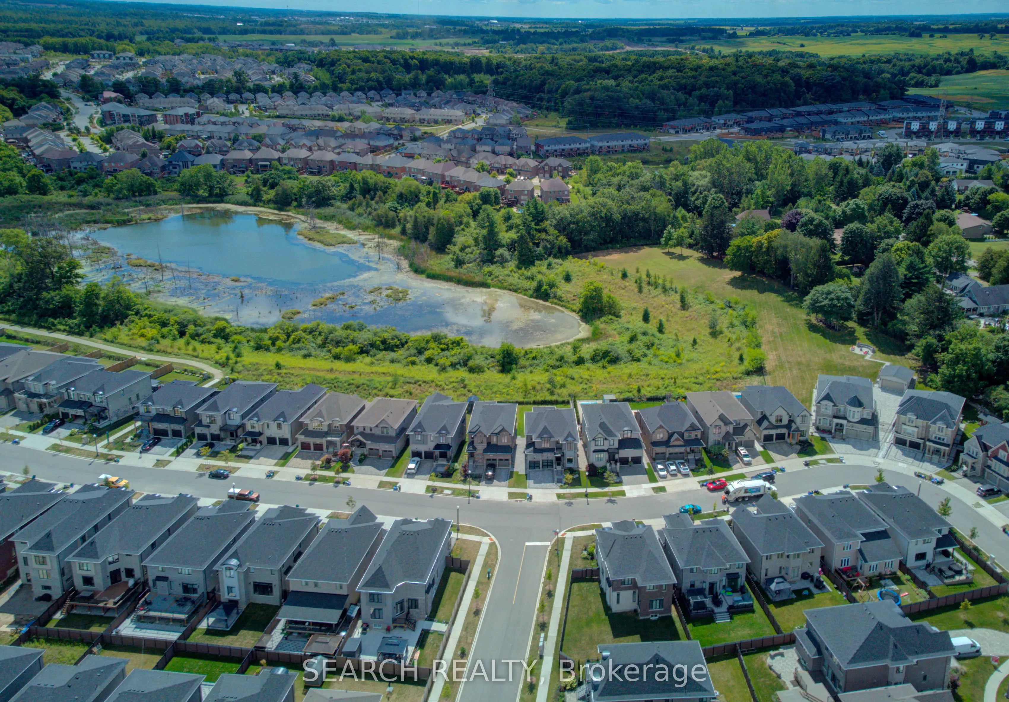 900 Pondcliffe Court