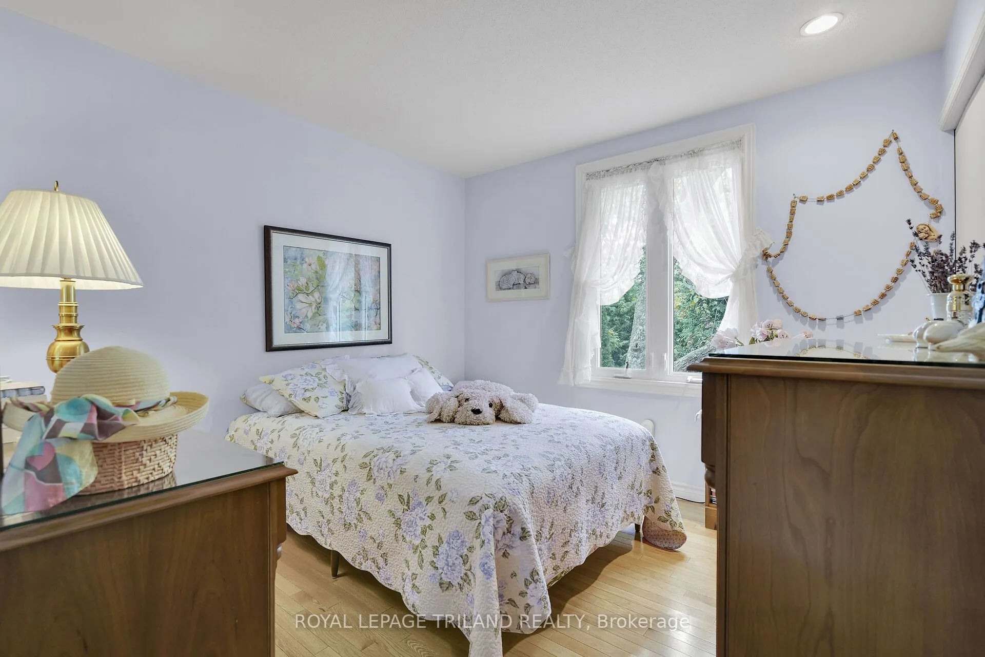 12 Kinnear Crescent