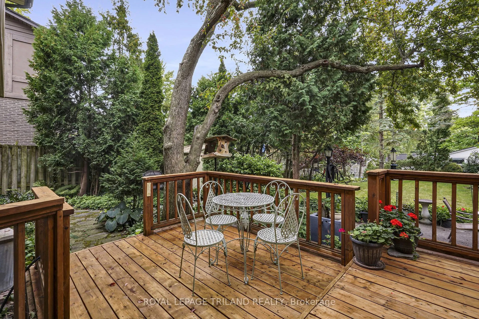 12 Kinnear Crescent