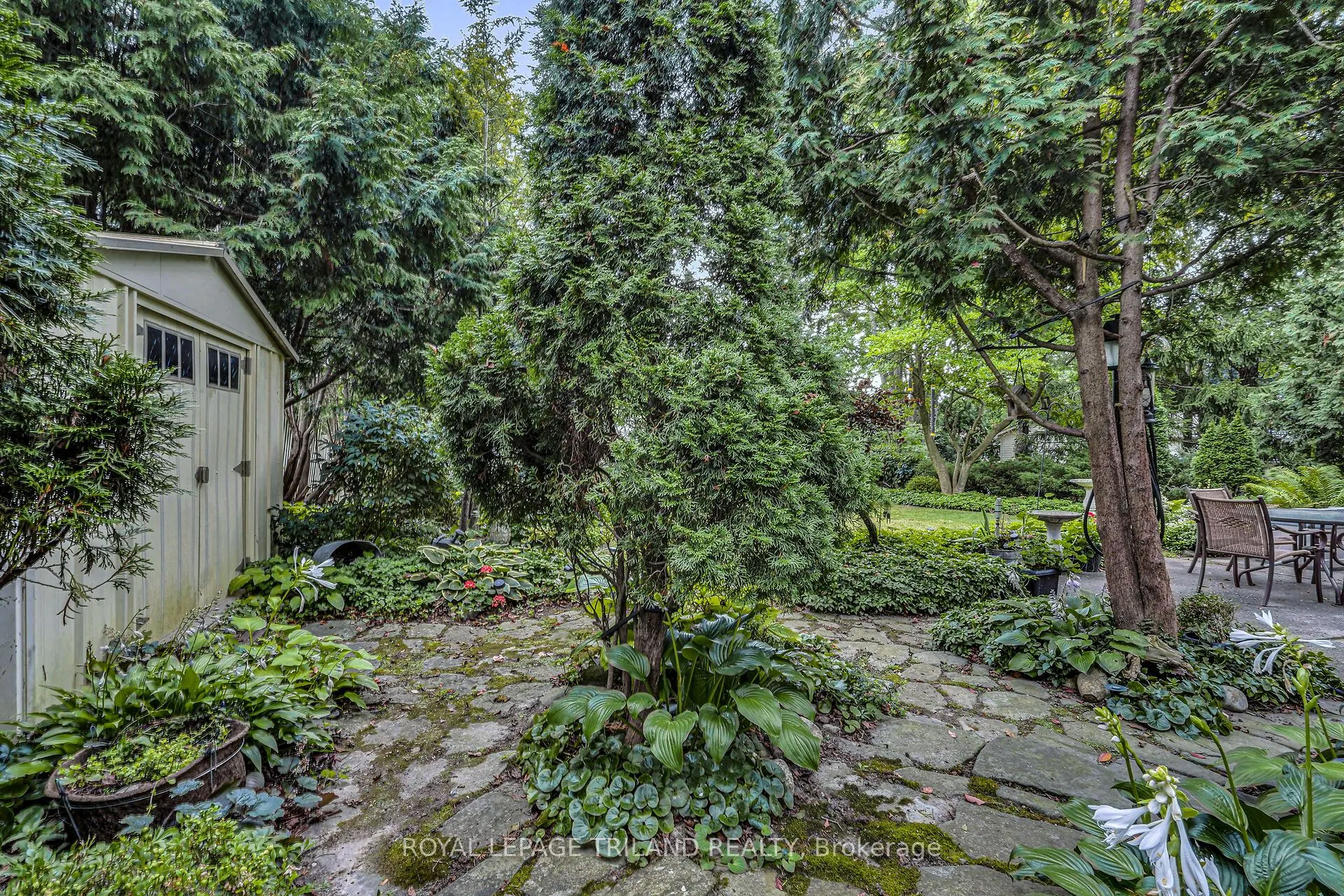 12 Kinnear Crescent