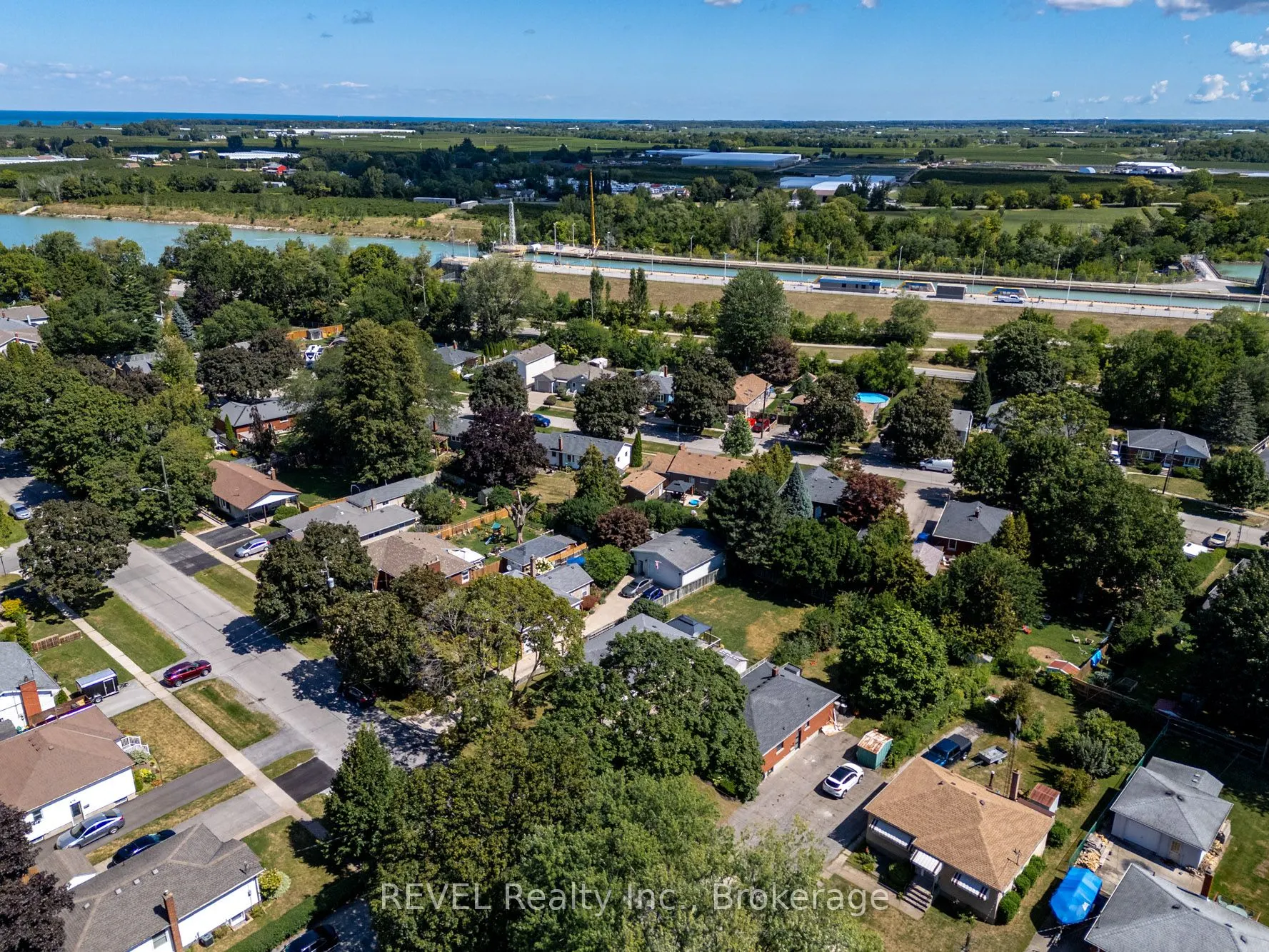 42 Dunkeld Avenue