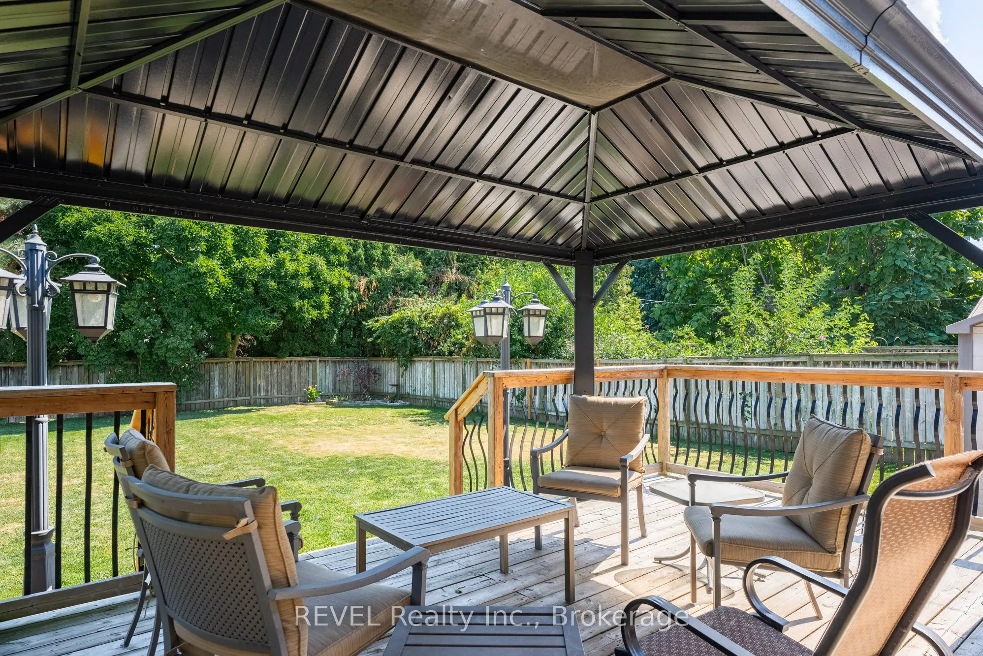 42 Dunkeld Avenue