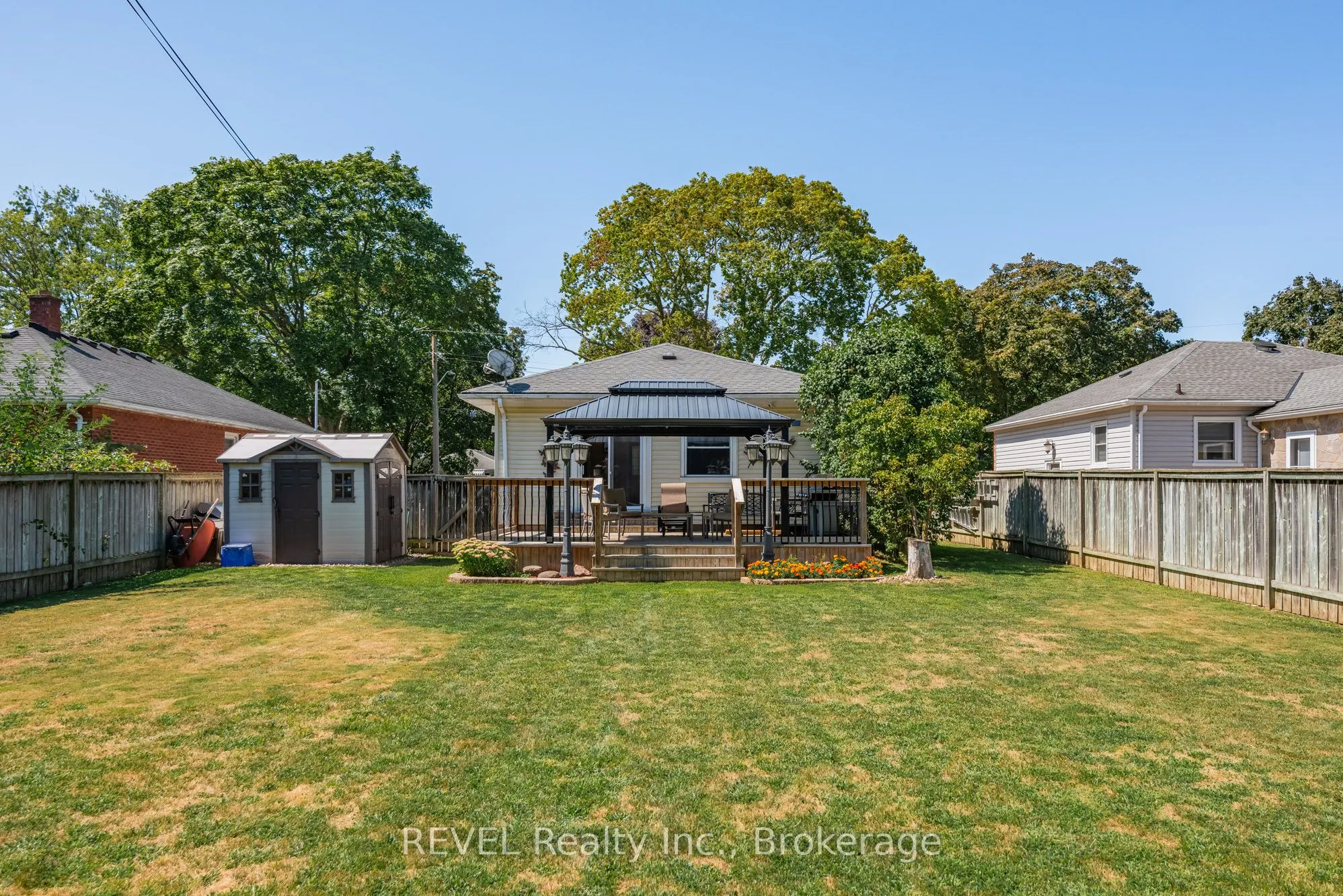 42 Dunkeld Avenue