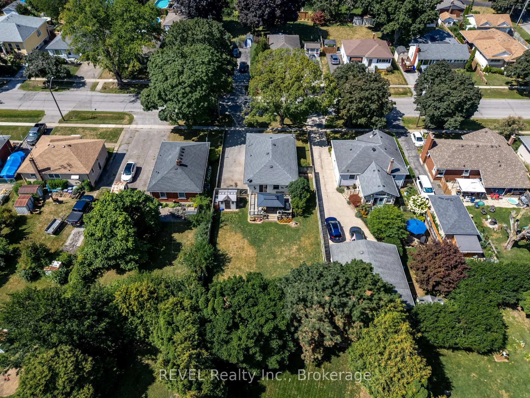 42 Dunkeld Avenue