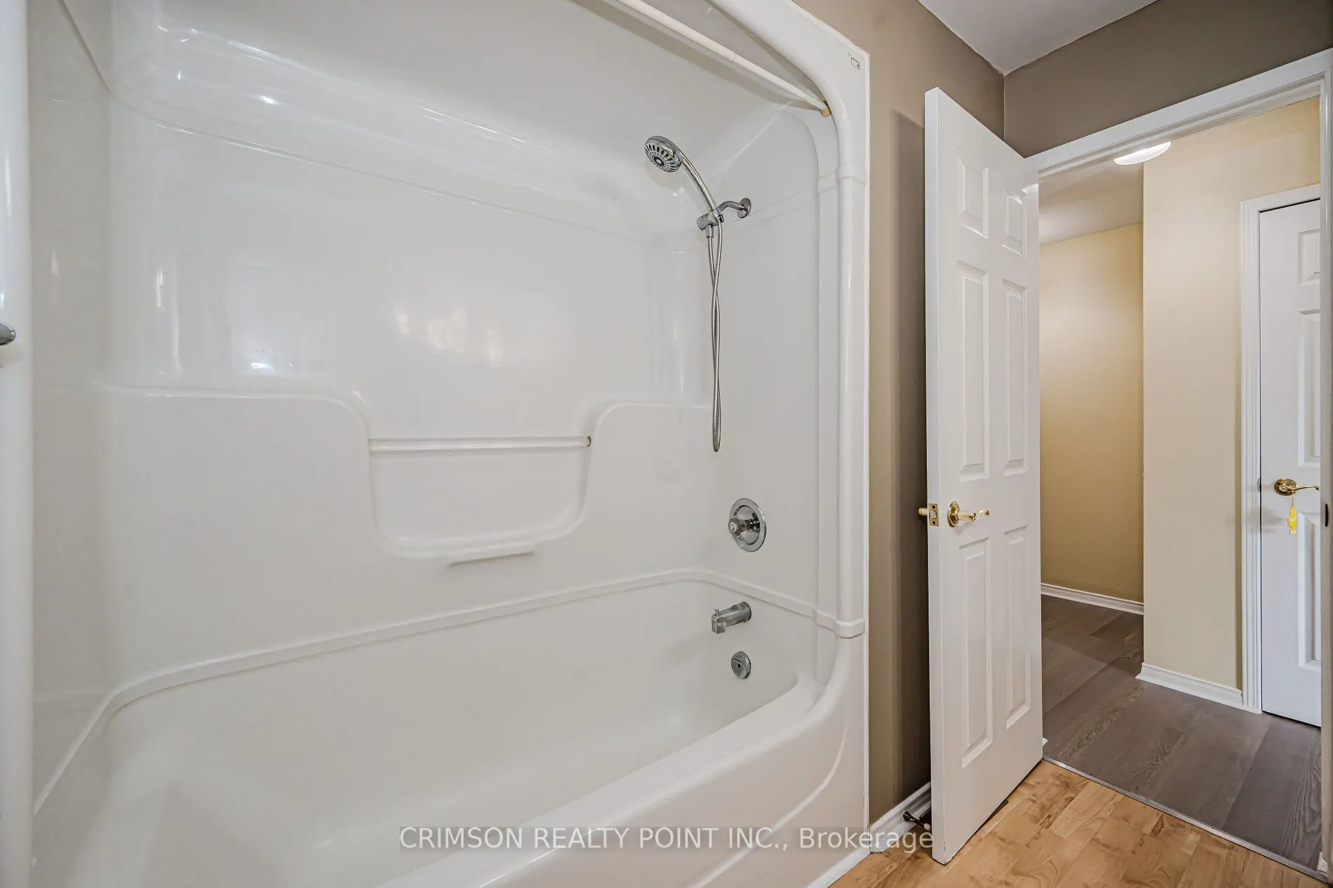 266 Limeridge Road E, #7