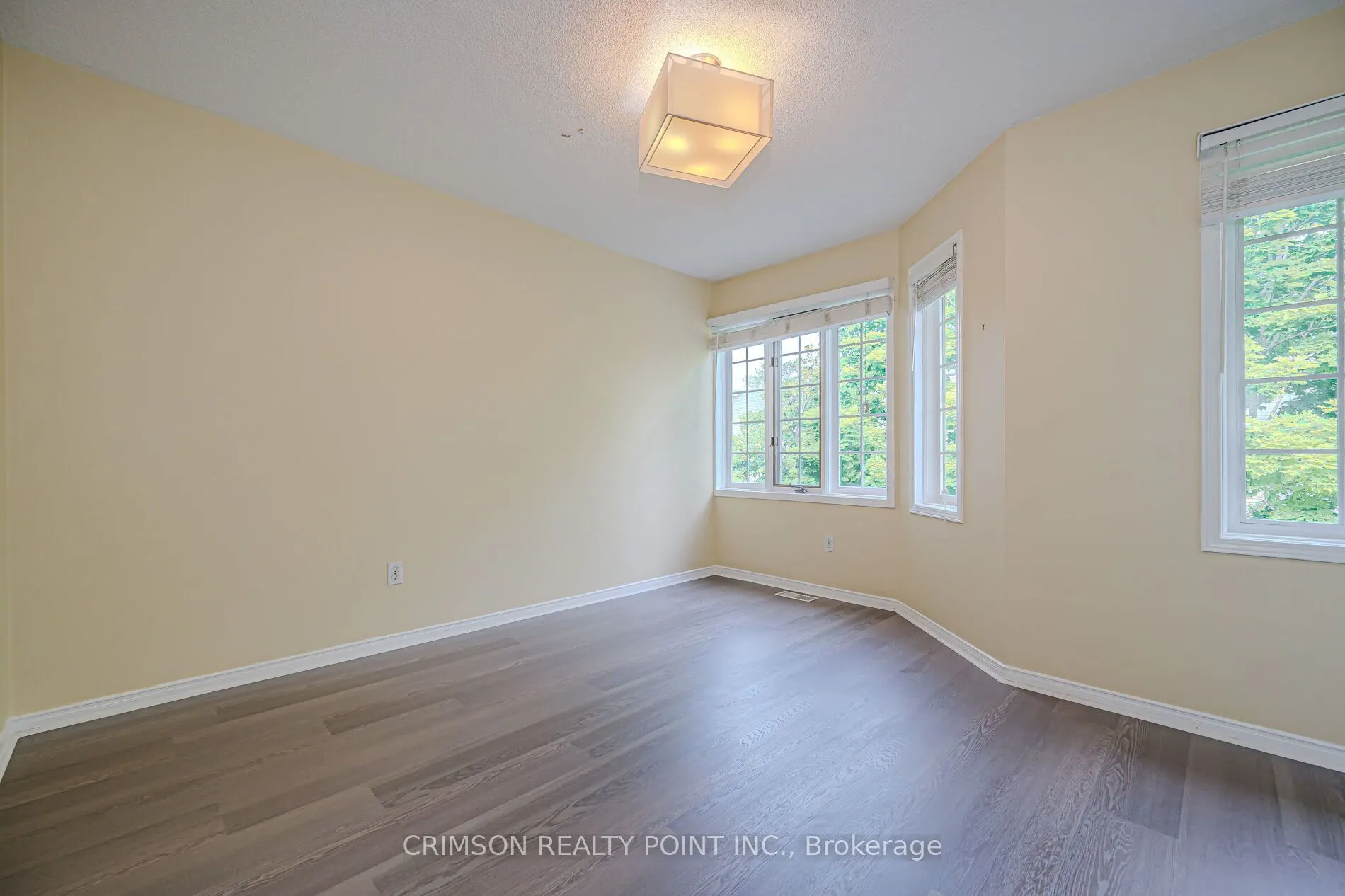 266 Limeridge Road E, #7