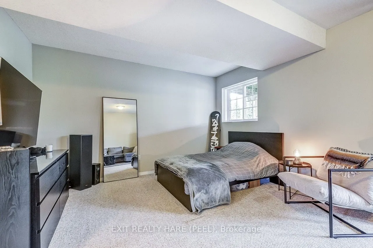 24 O'Connor Lane