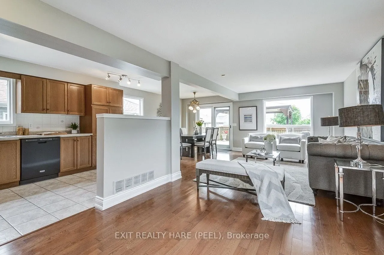 24 O'Connor Lane