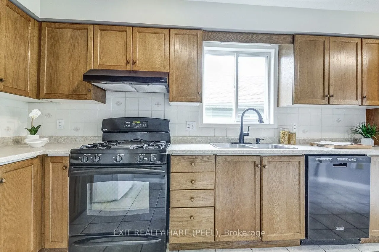 24 O'Connor Lane