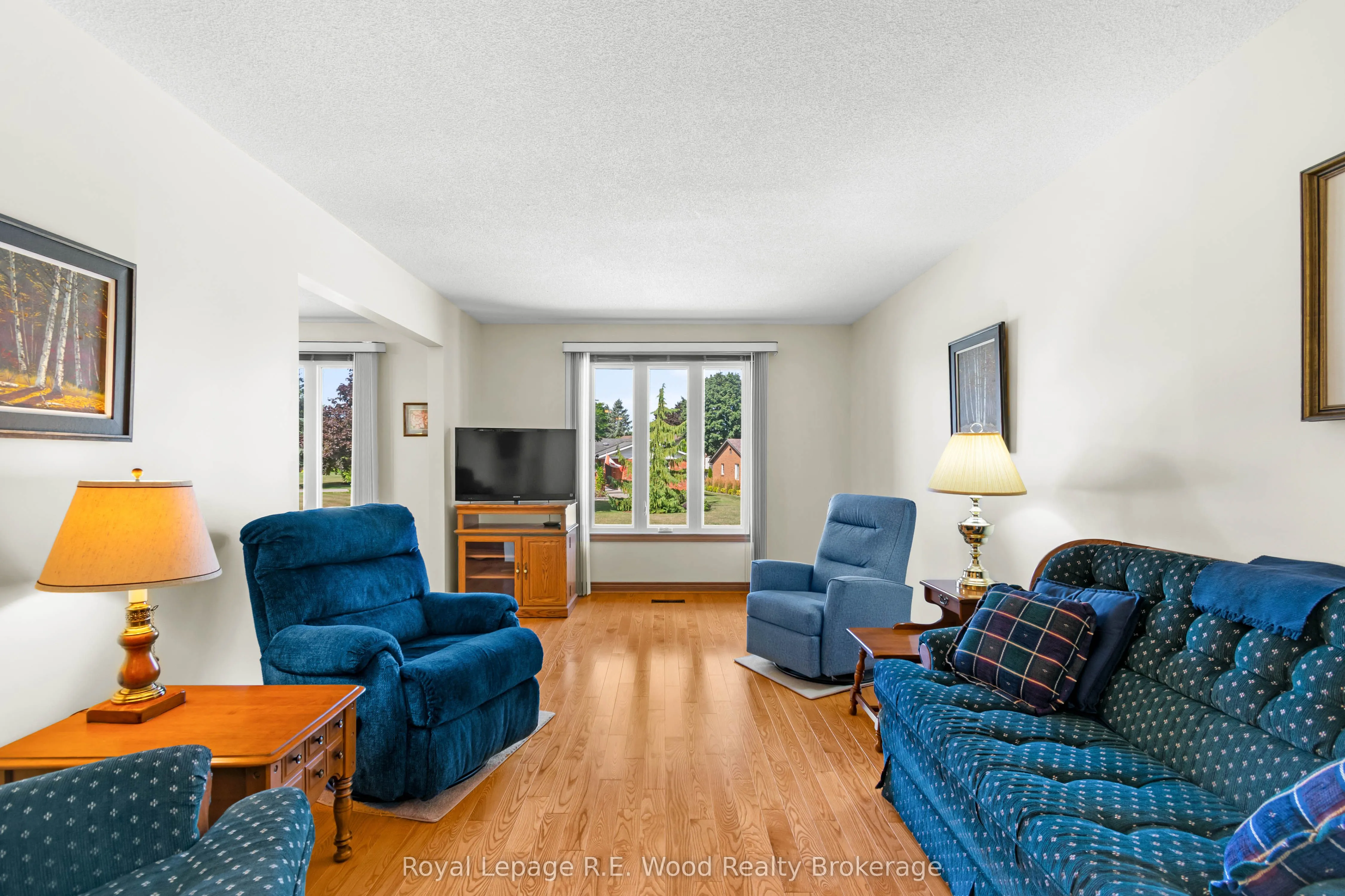 38 Denrich Avenue