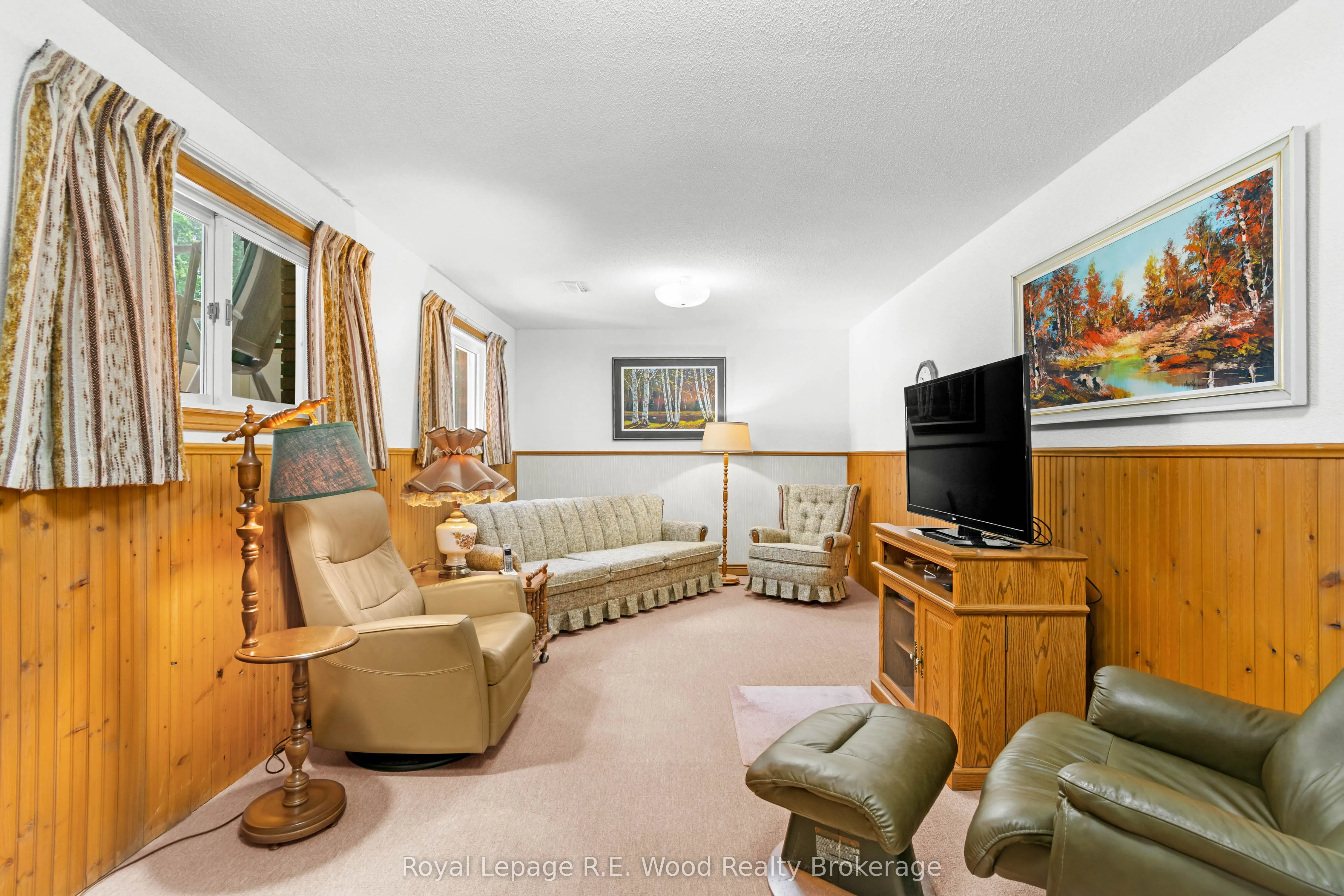 38 Denrich Avenue
